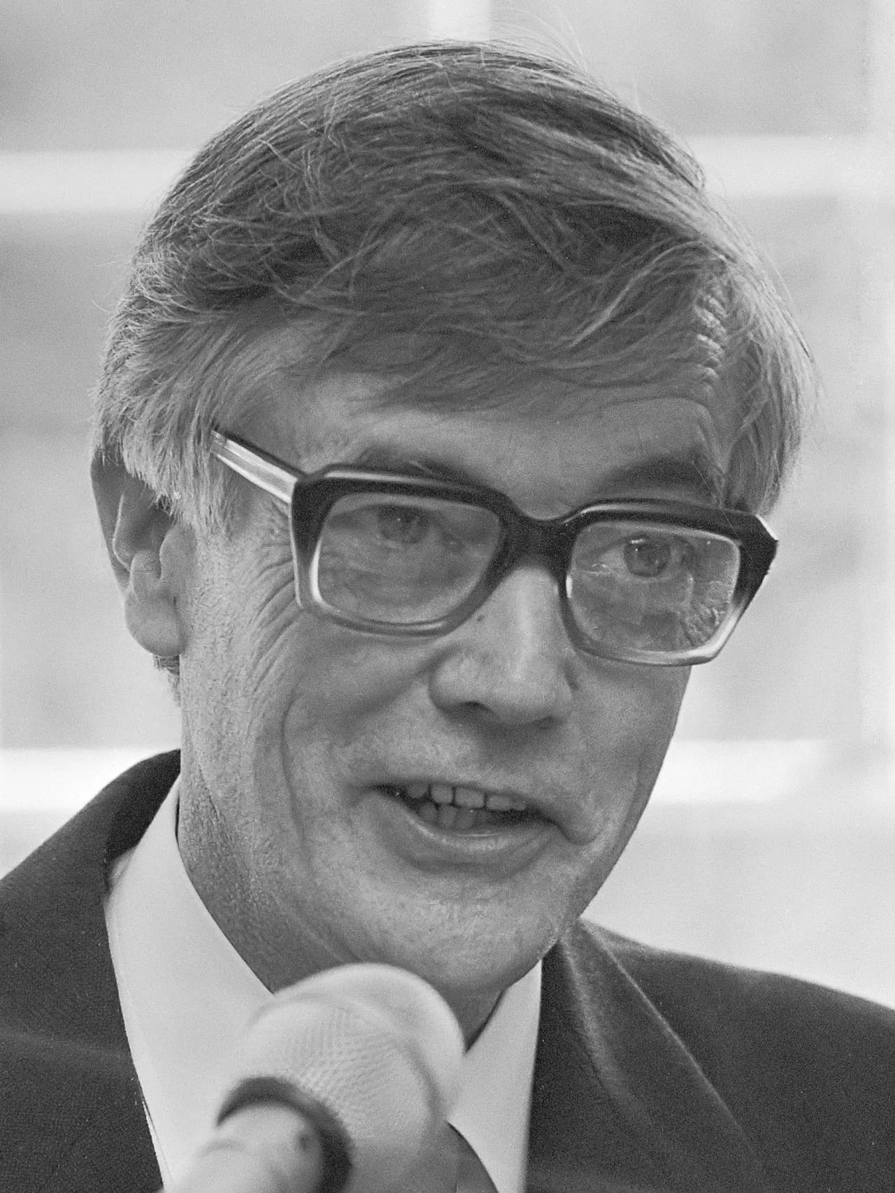 Kenneth Murray