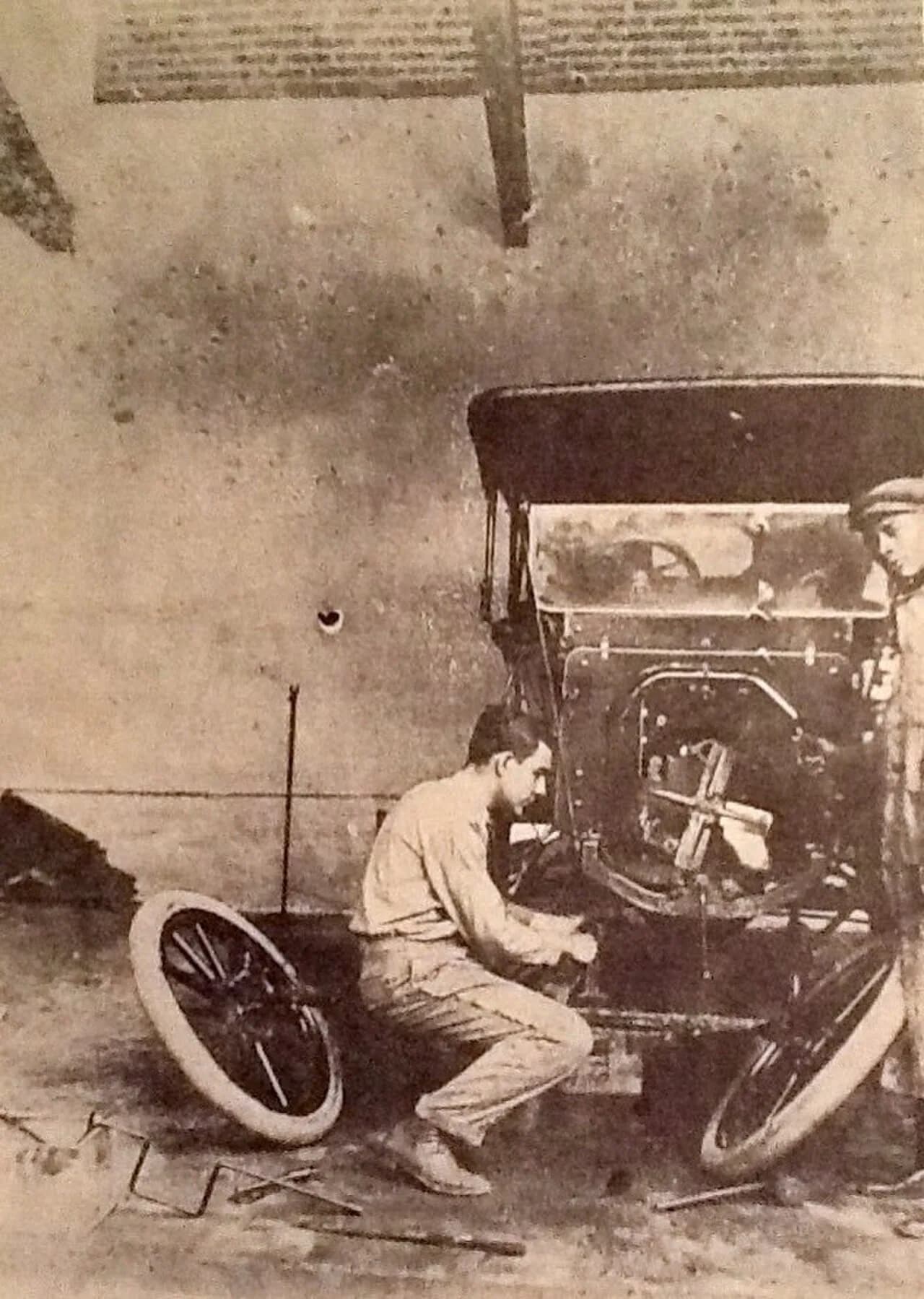 Edgar J. Anzola