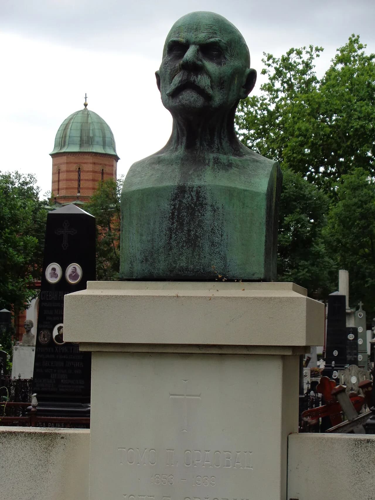 Tomo P. Oraovac