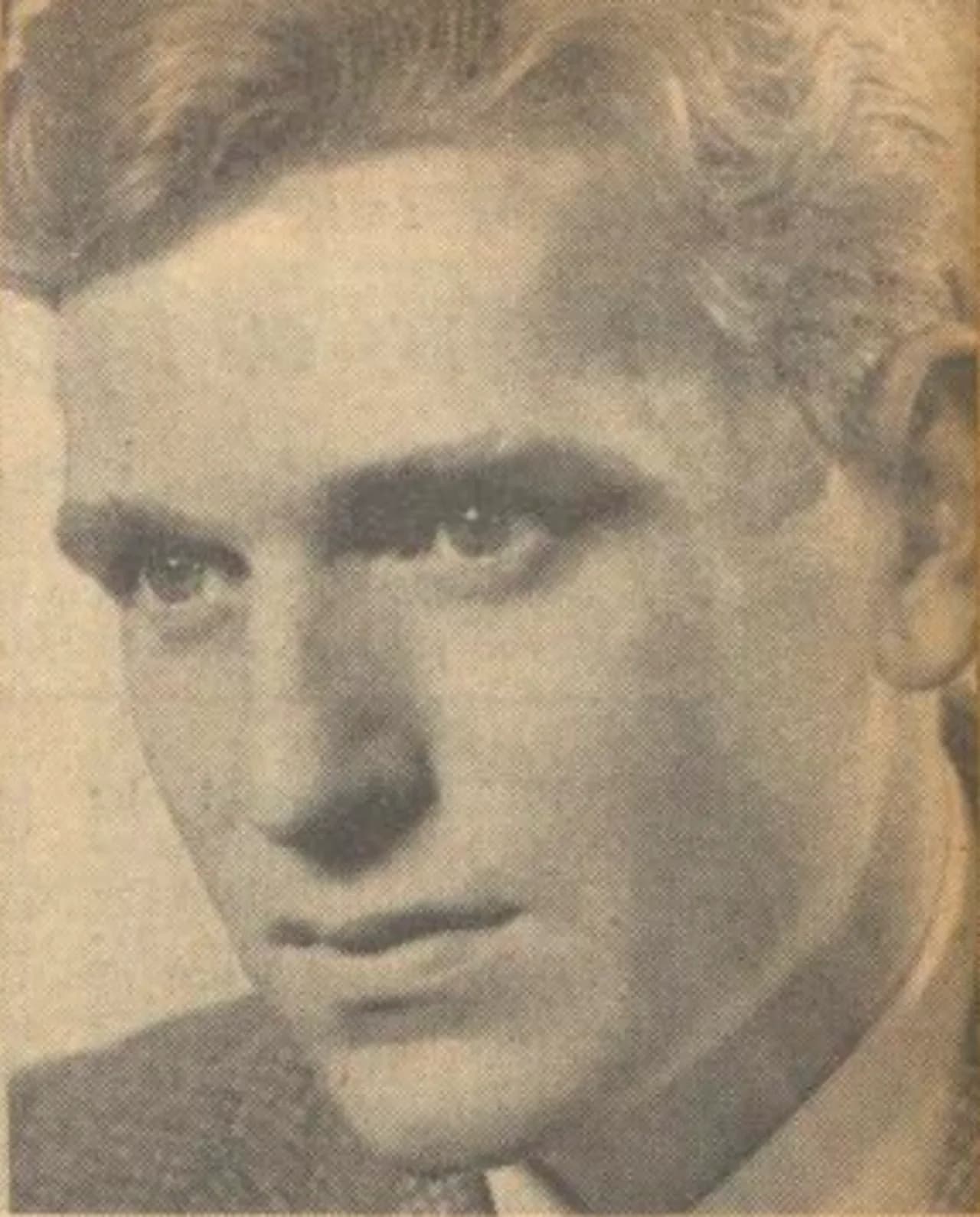Leonard Teale