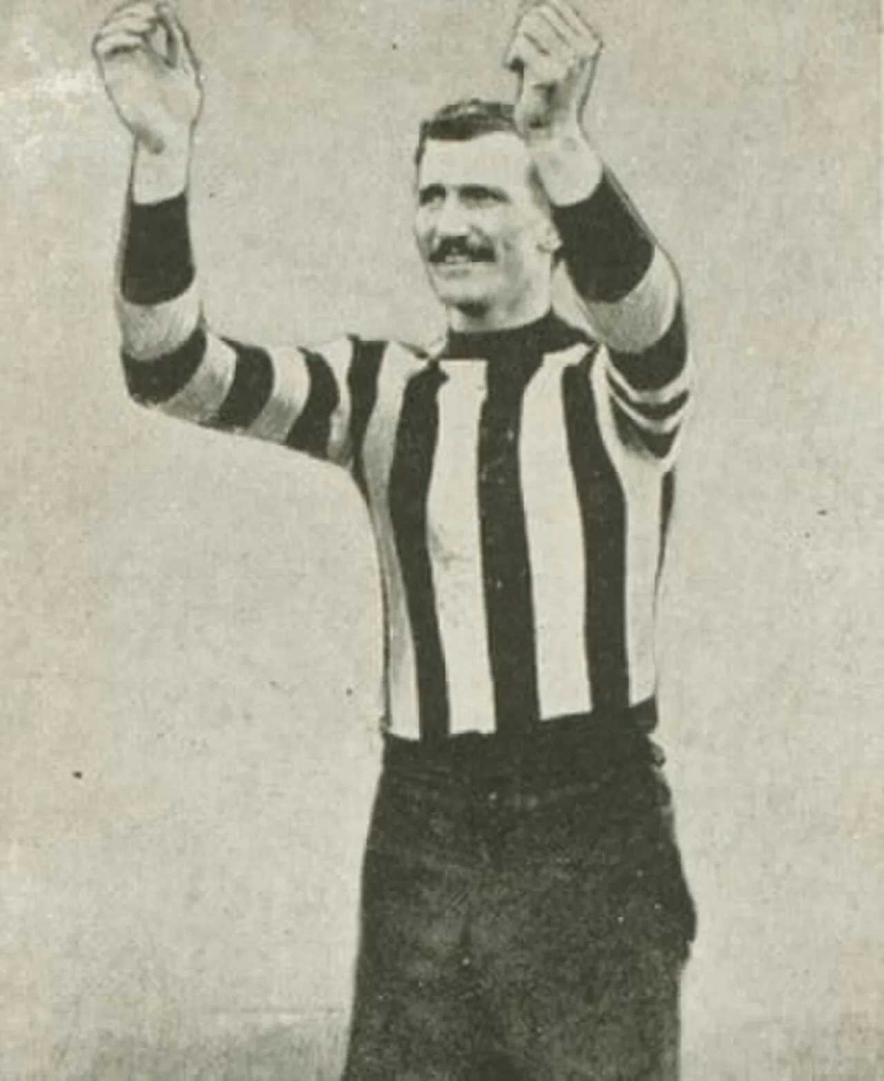 Les Hughes