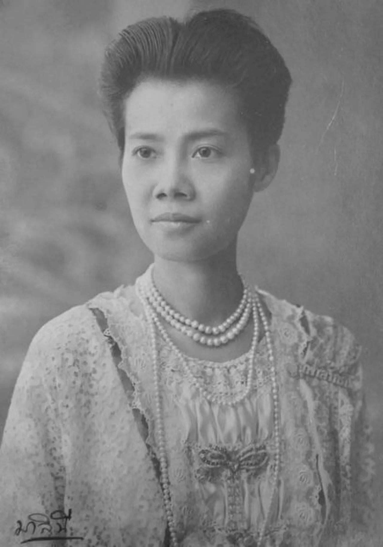 Malini Nobhadara