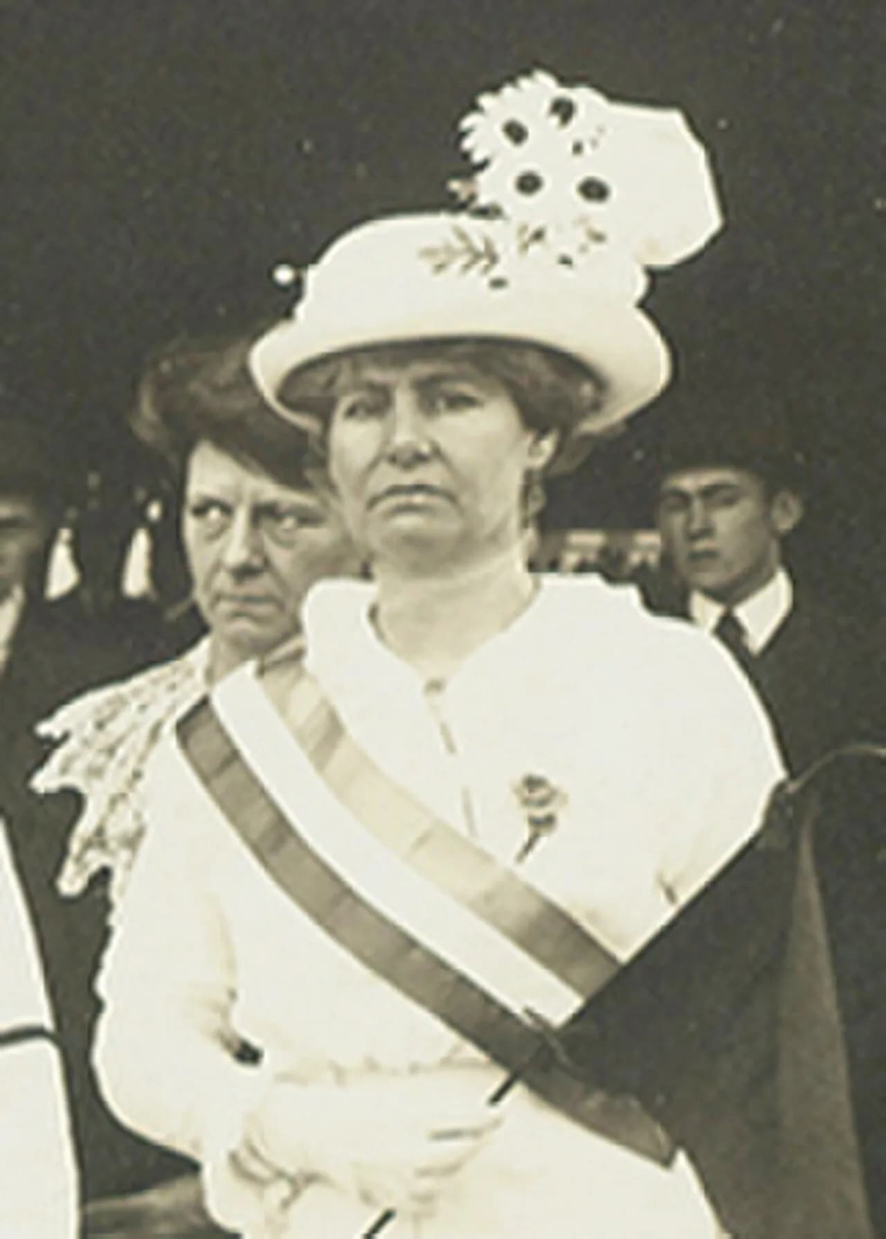Annie J. MGee