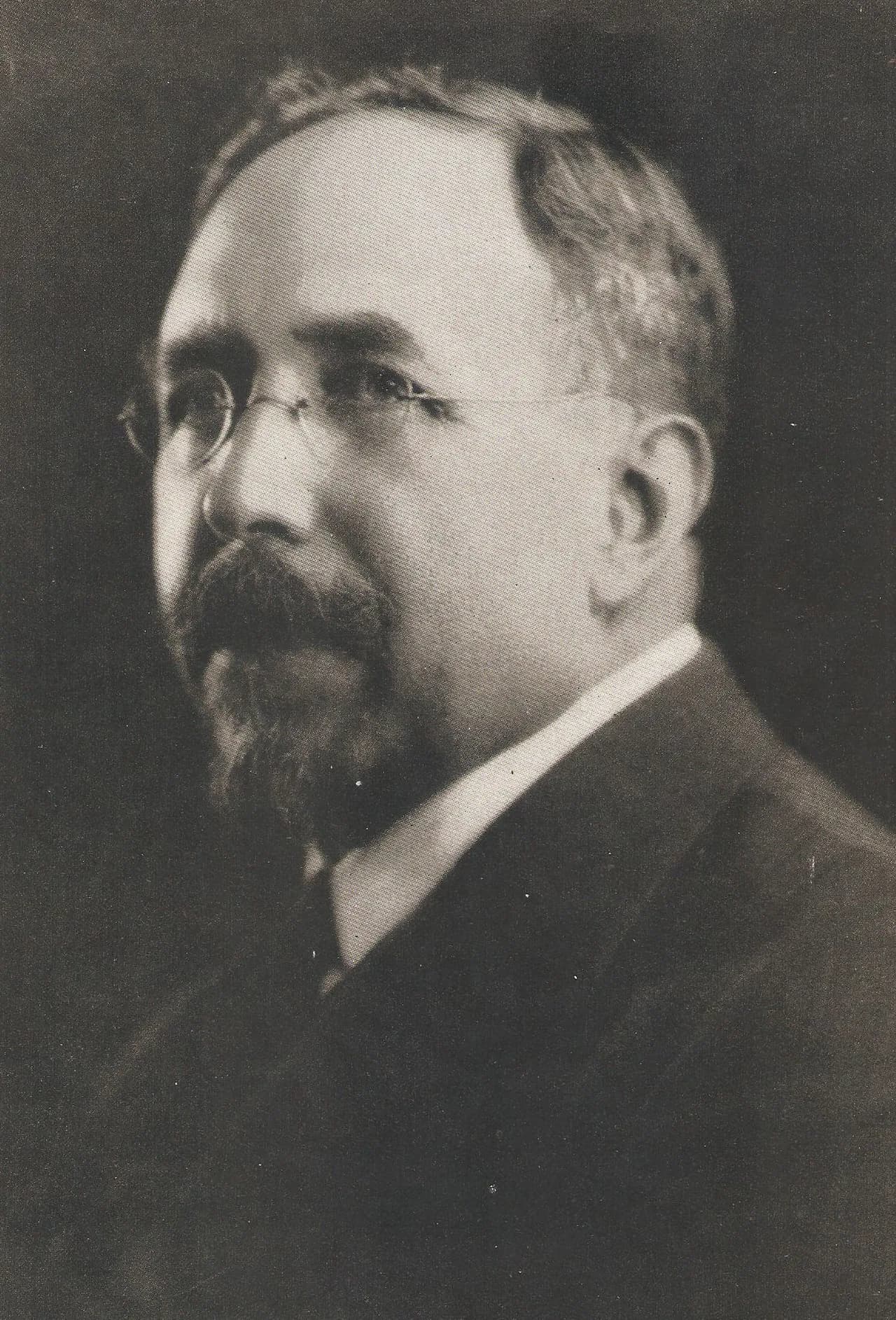 Luis Cabrera Lobato
