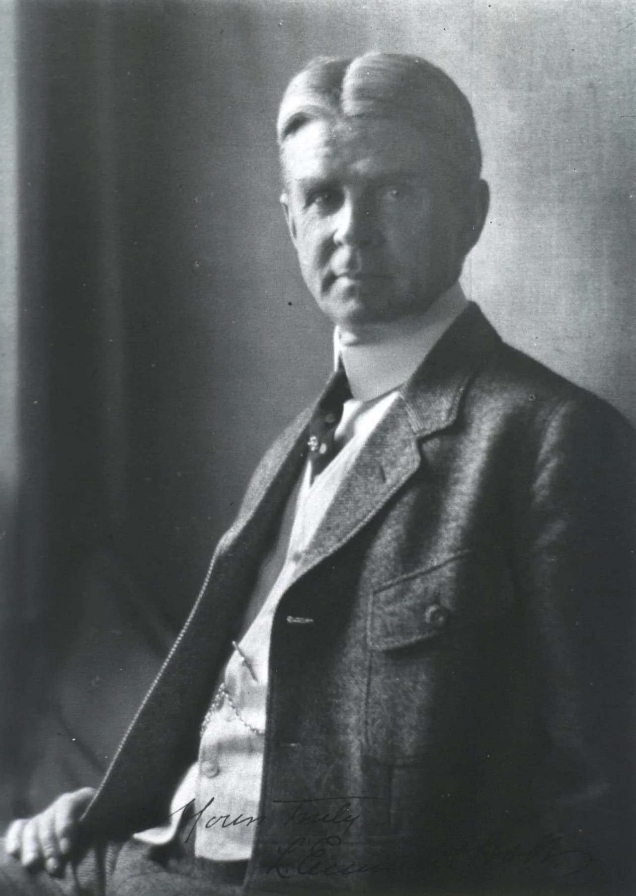 Luther Emmett Holt
