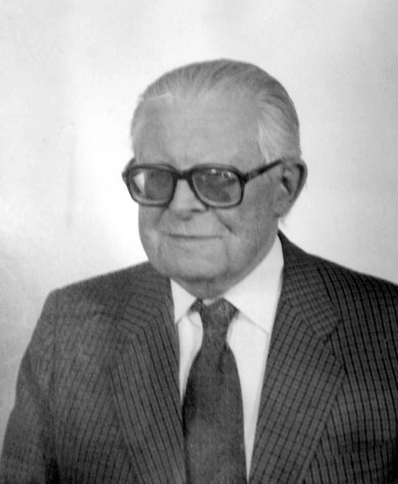Marian Plezia