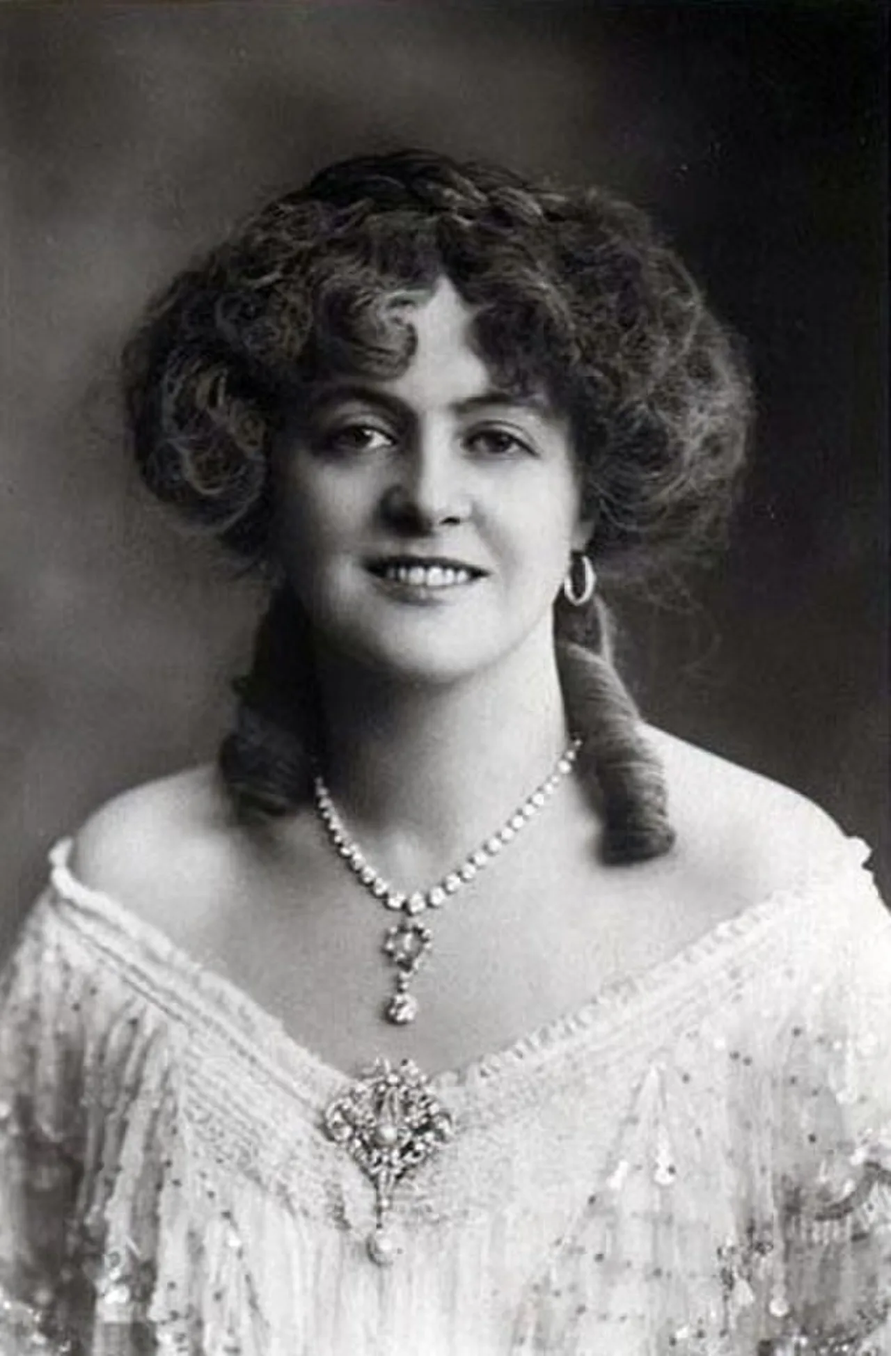 Marie Studholme