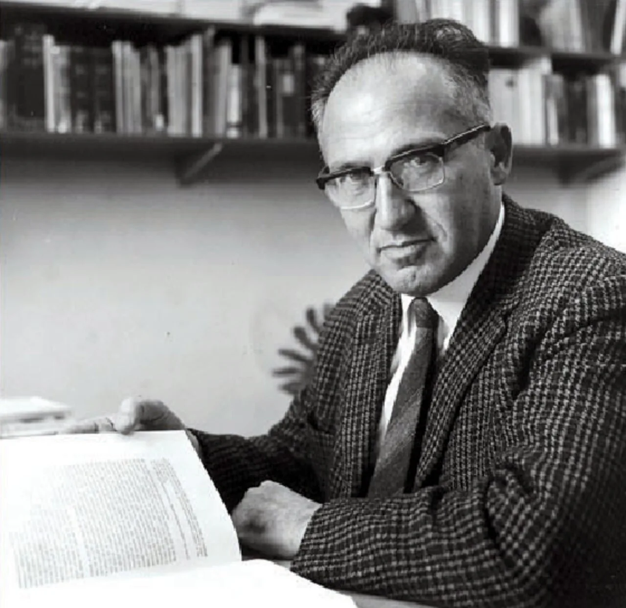 Reuven Yaron
