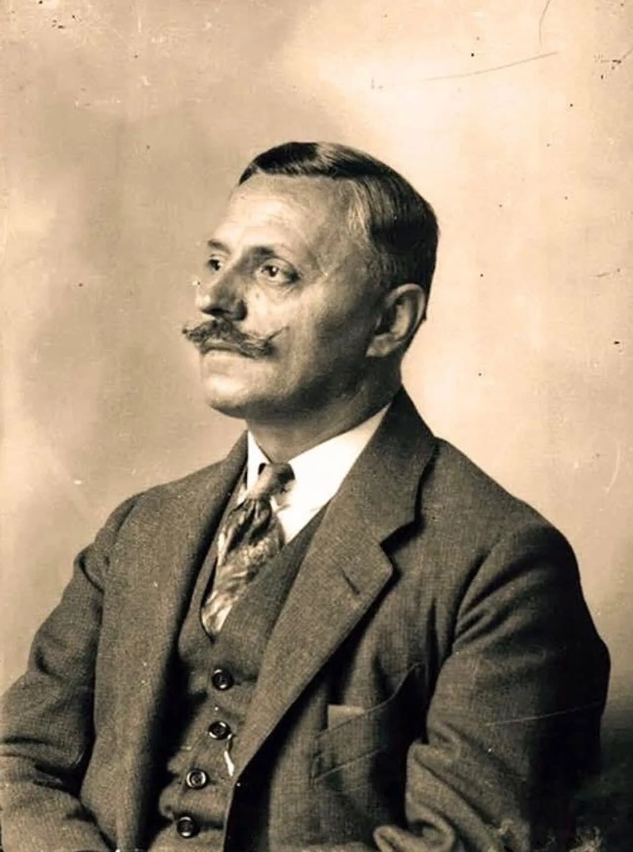 Georg Pekmezi