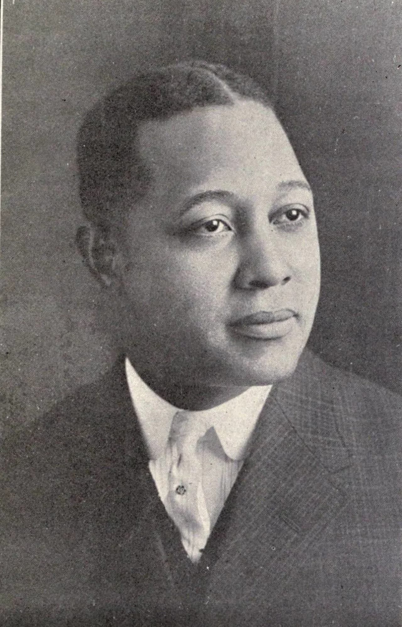 Oscar Adams