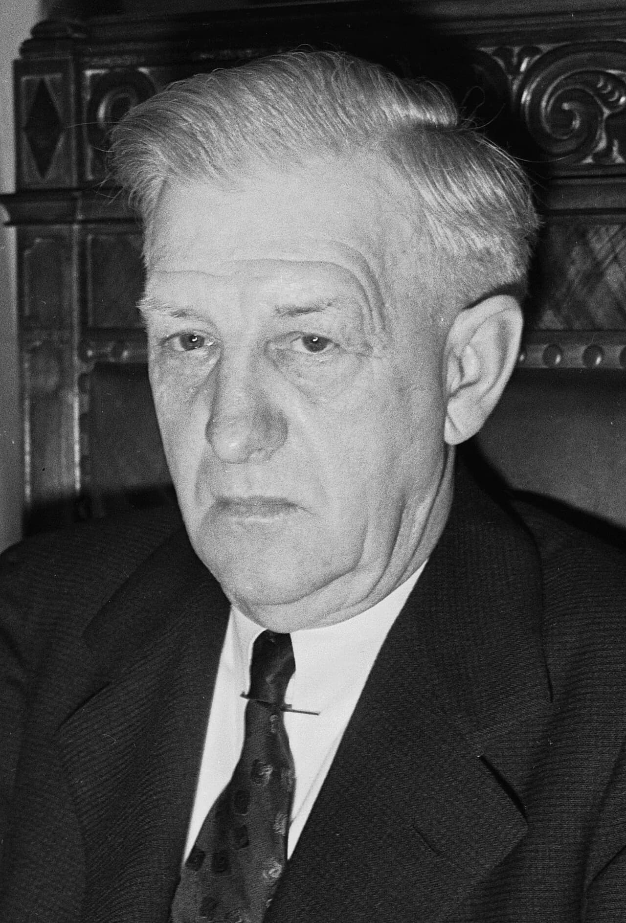 Robert L. Burns