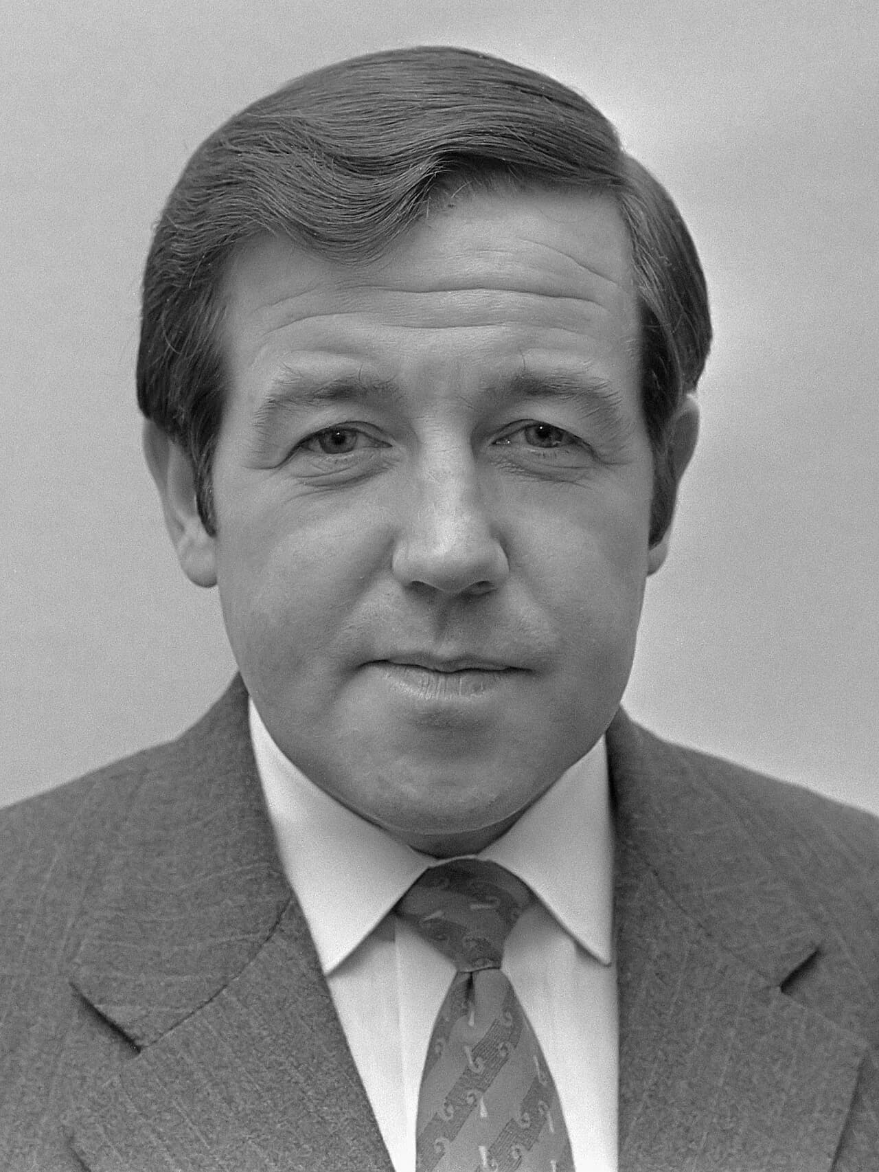 Robert Savage