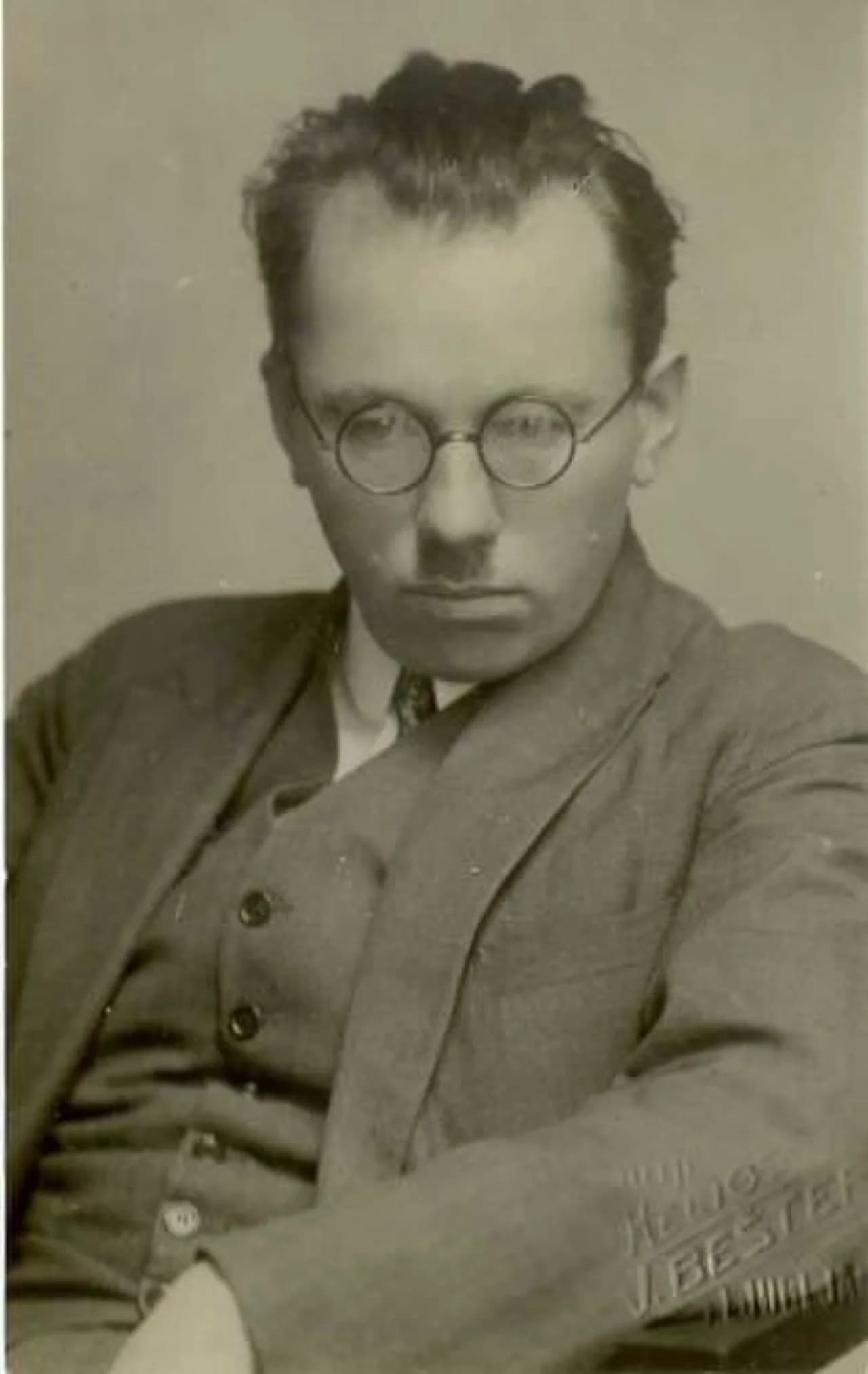 Anton Melik