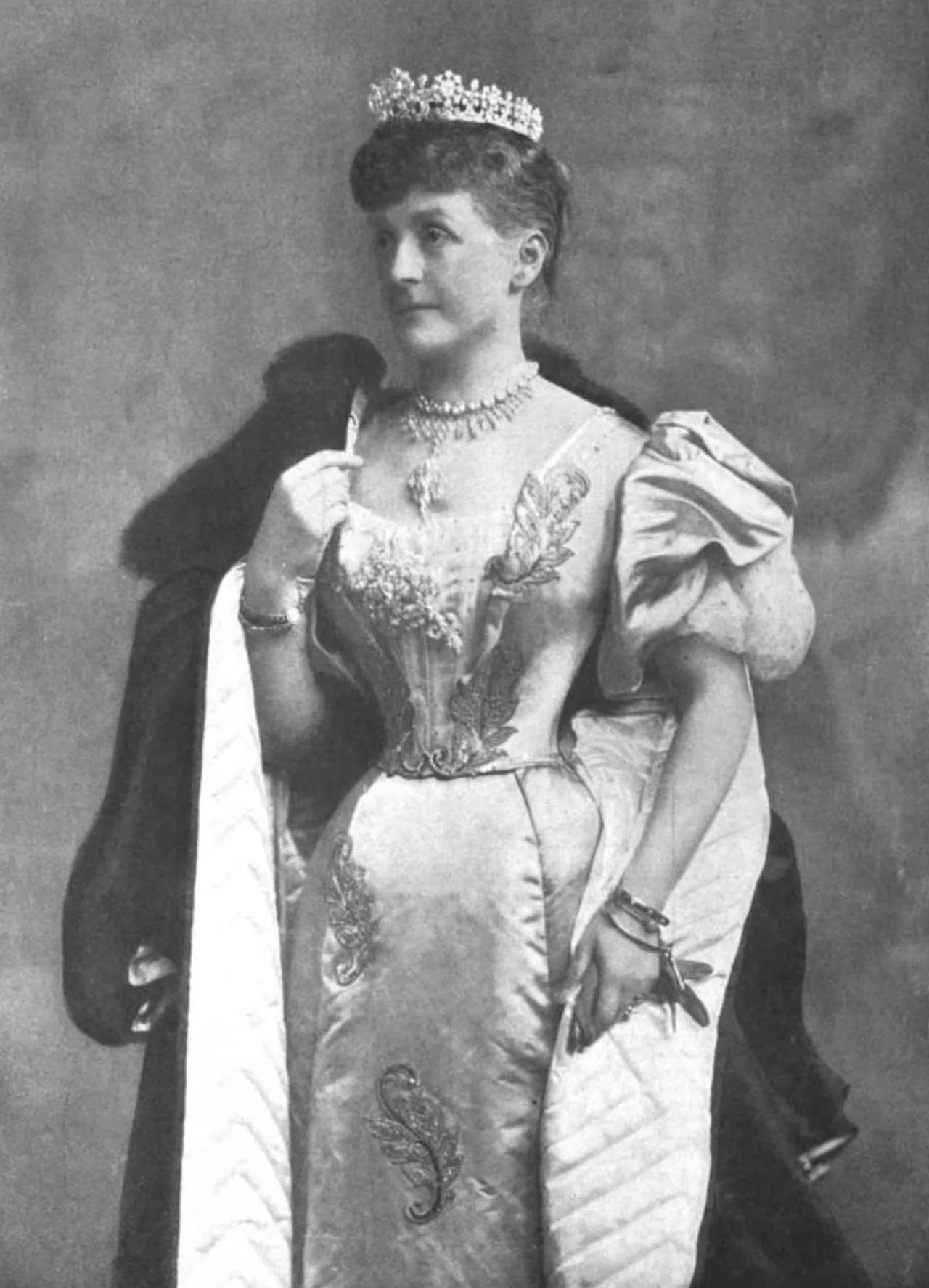 Lady Beatrix Craven
