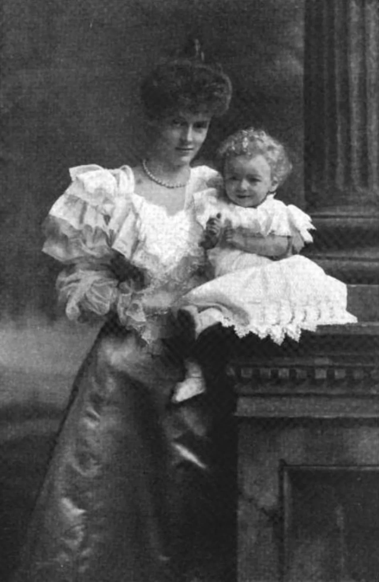 Lady Violet Gordon-Lennox