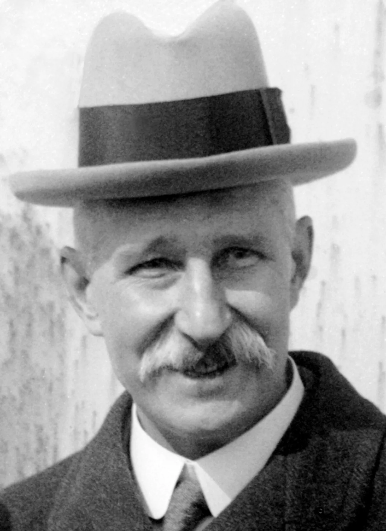 Ernest Glover, 1st Baronet