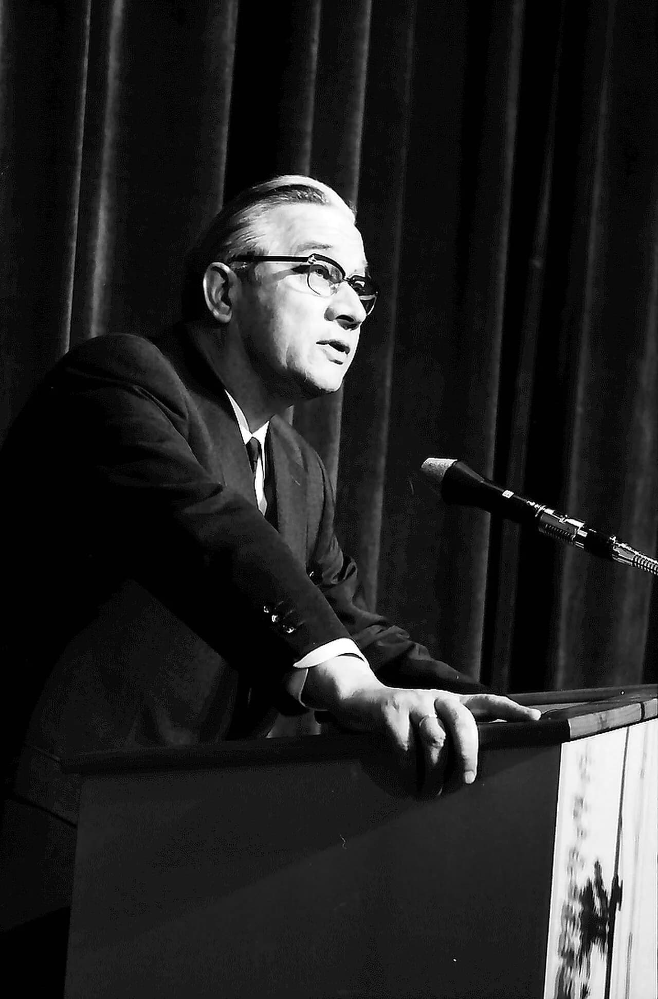 Hans Leussink