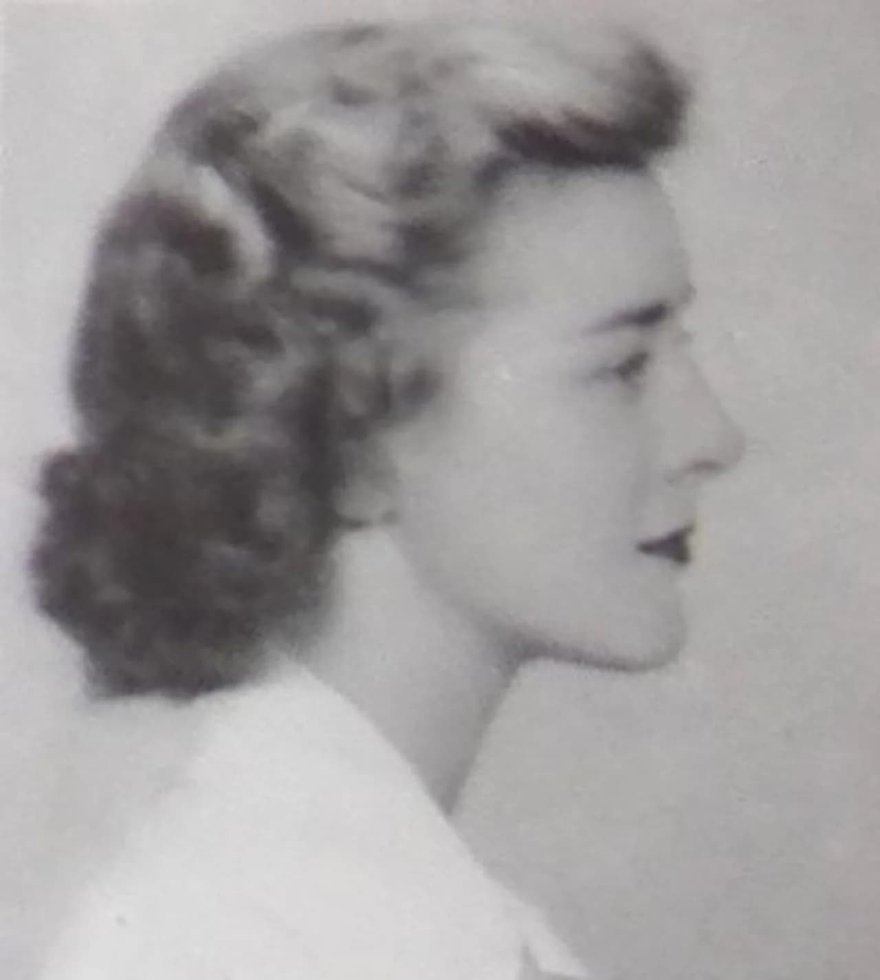 Suzanna W. Miles