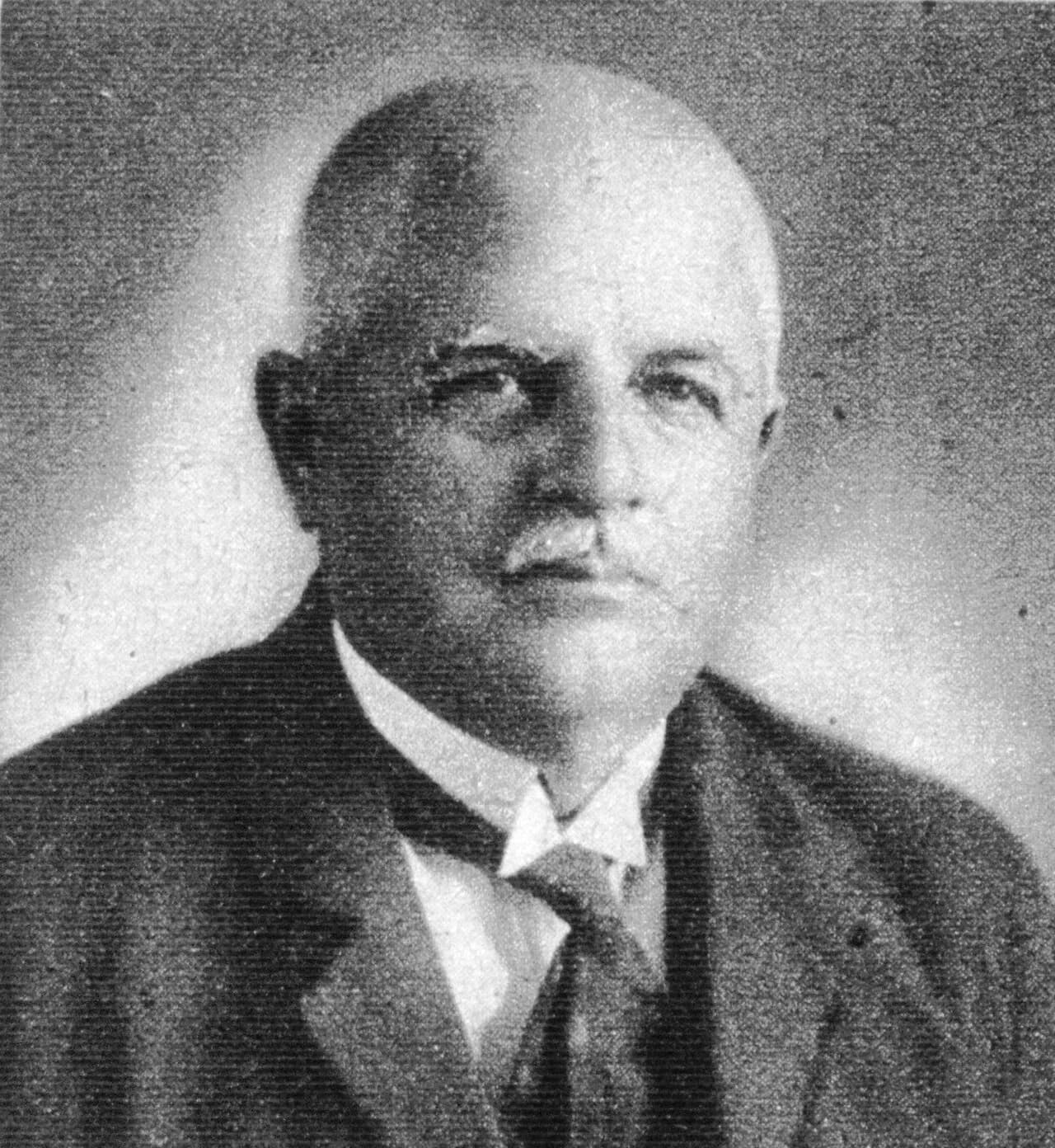Béla Mezőssy