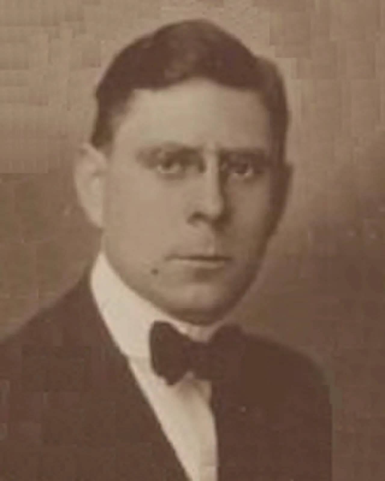 Thomas W. Ozlin