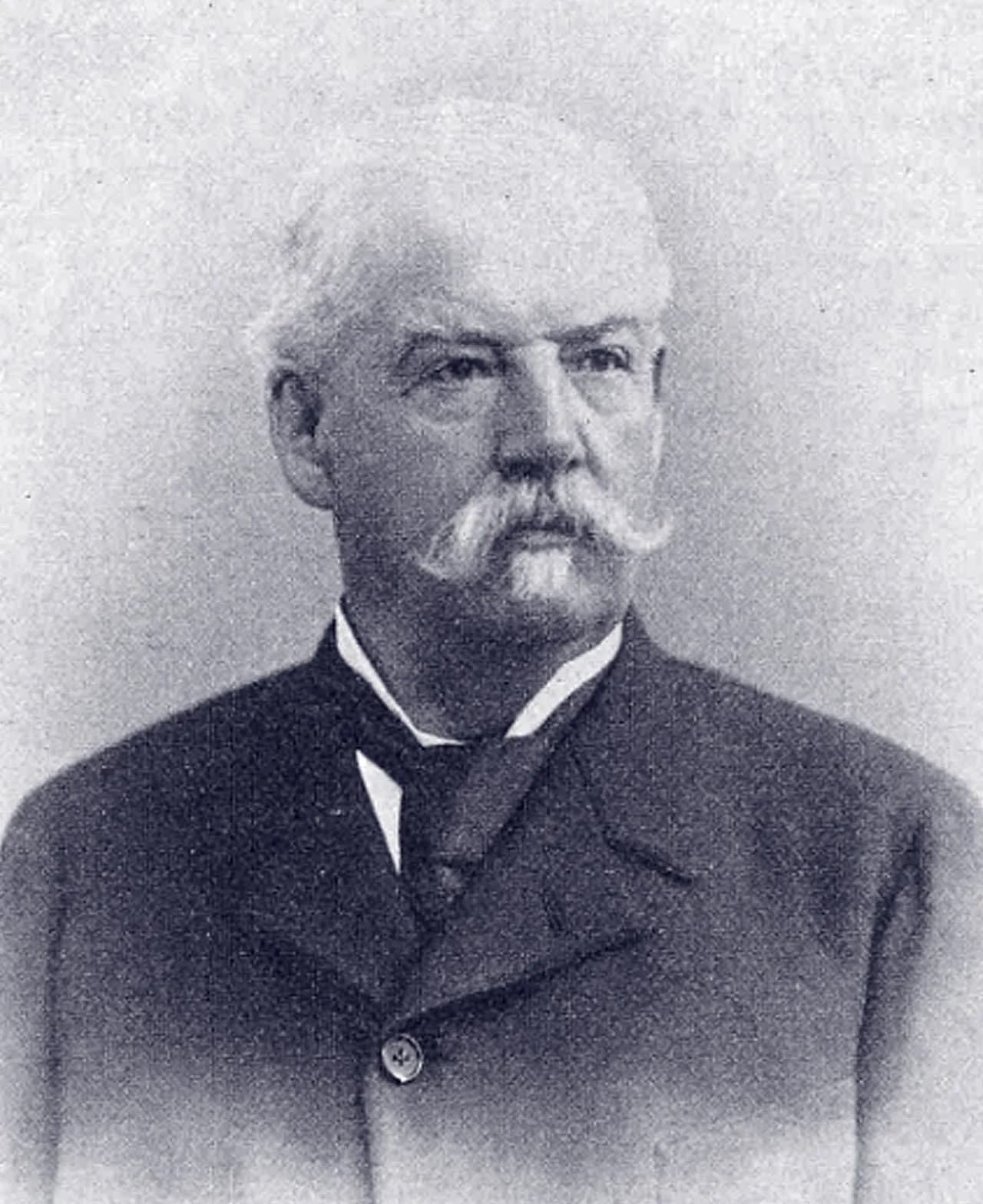 César Vicarino