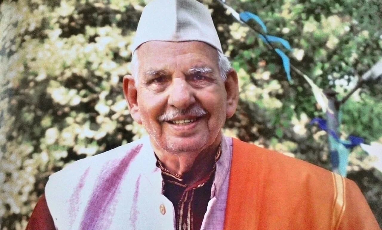 Vaidya Suresh Chaturvedi