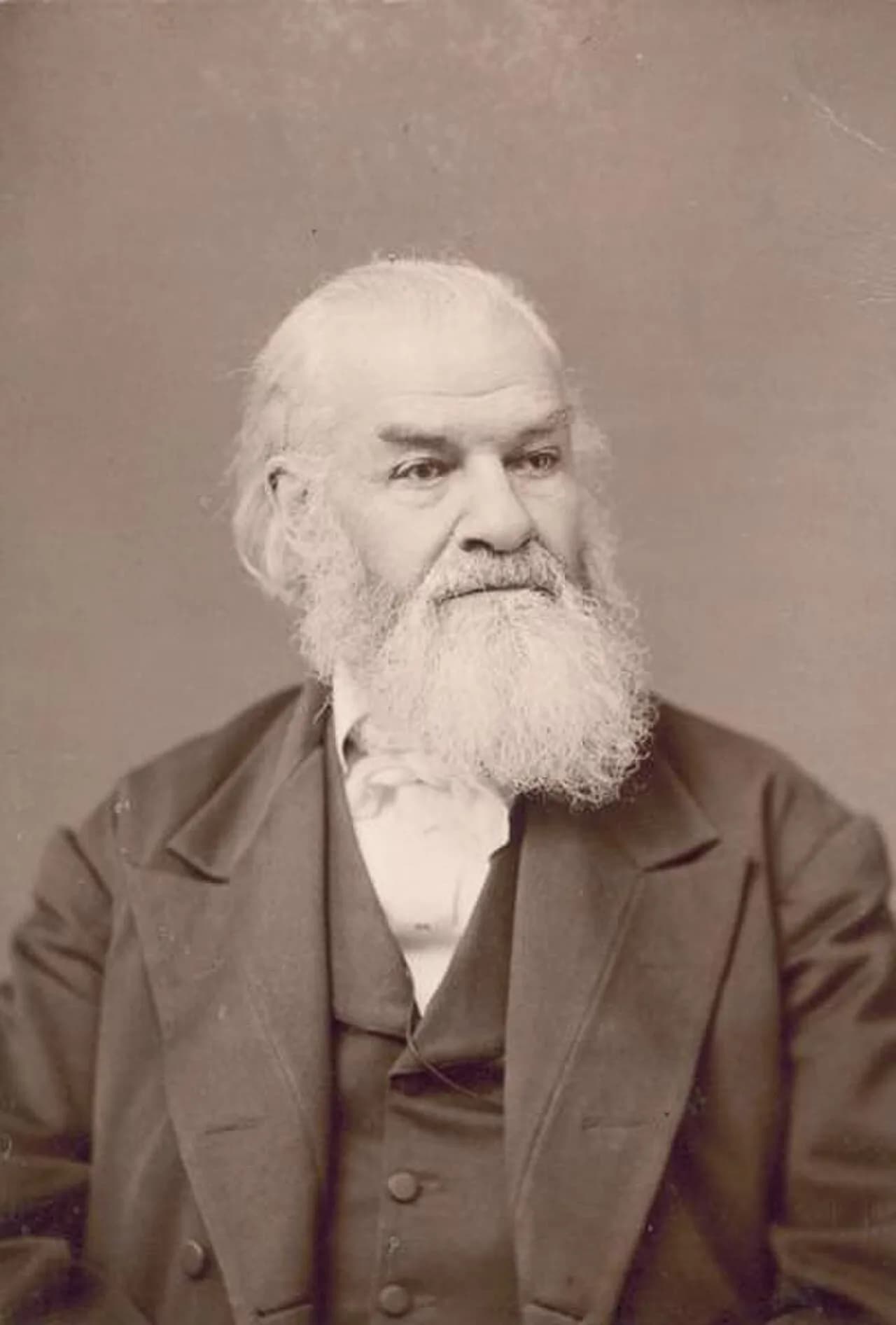 Warren Chase