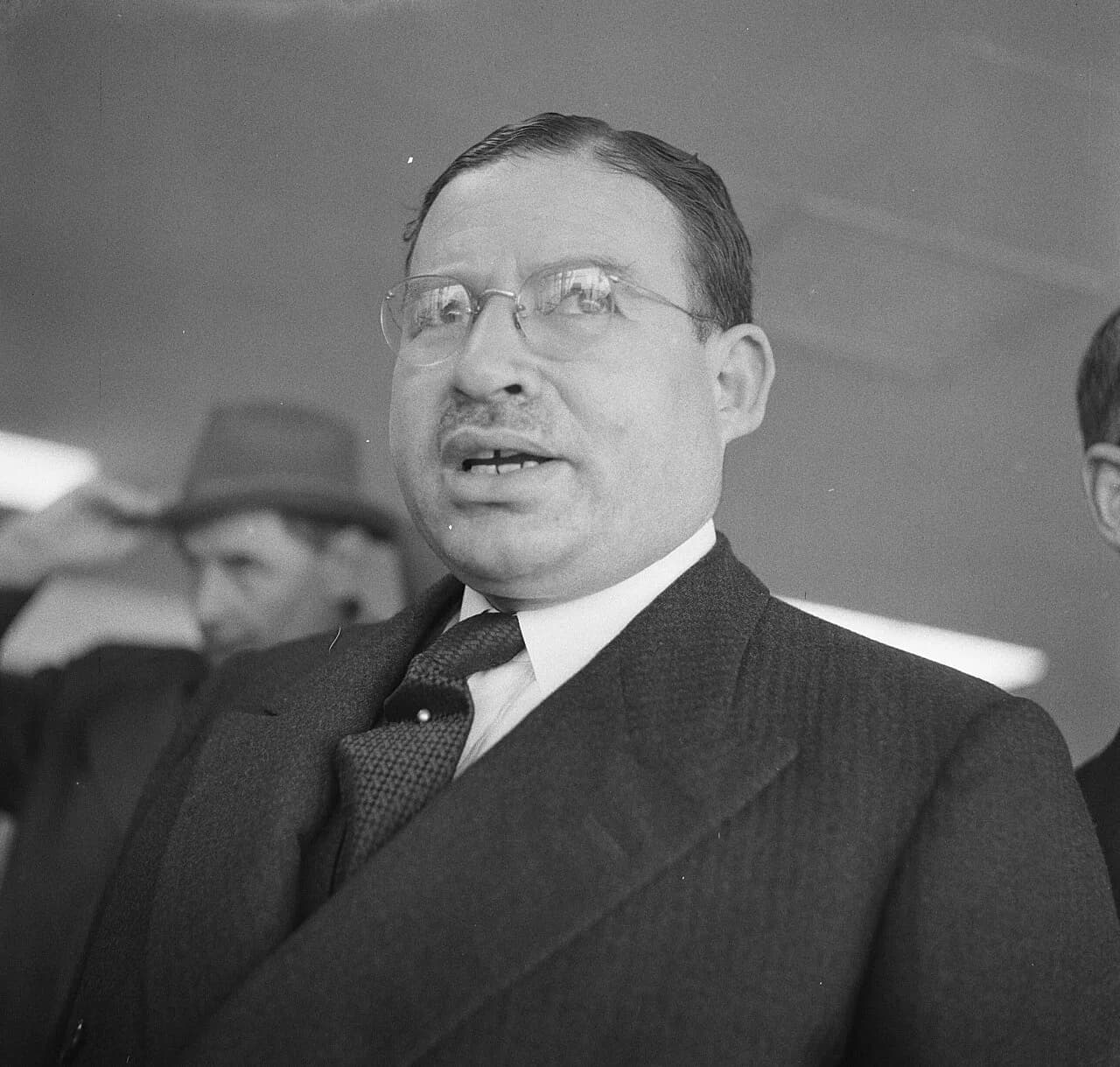 Bernard Waley Cohen