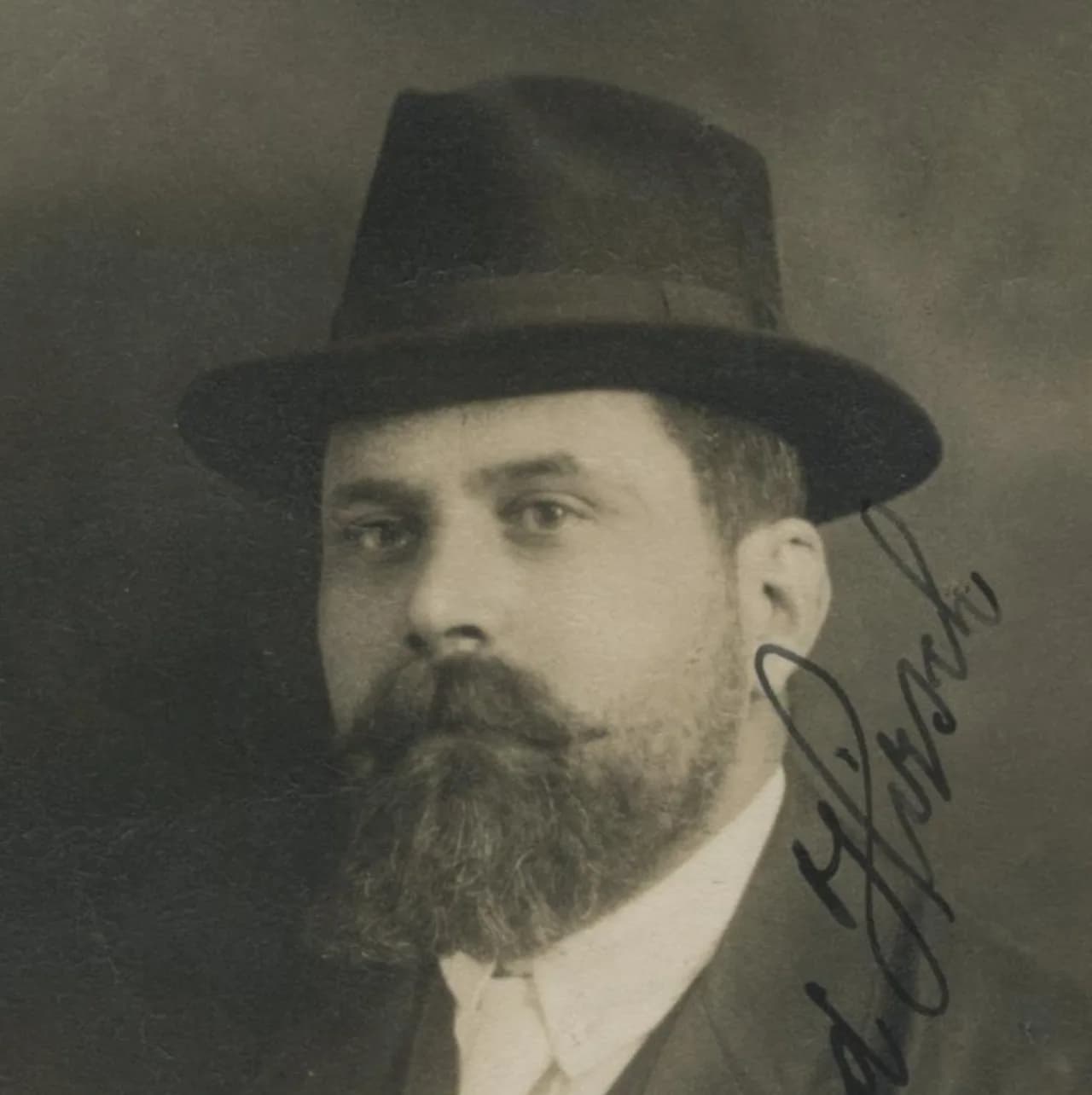 Bernard Hirsch