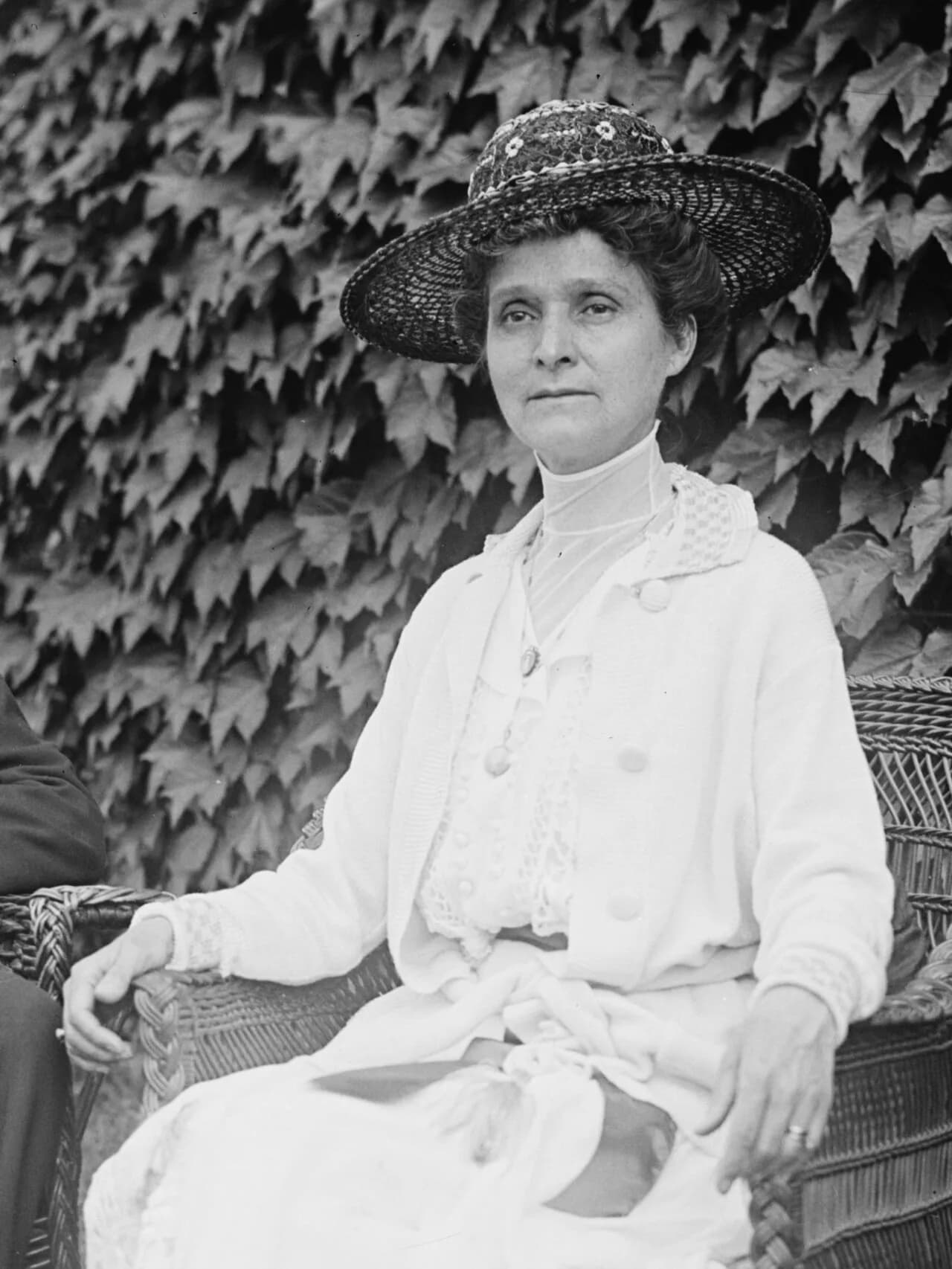 Antoinette Carter Hughes