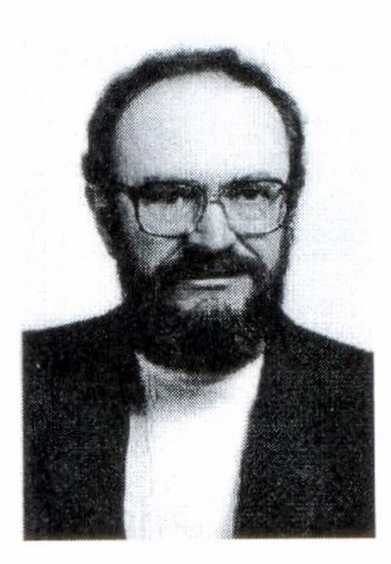 Béla Csákány
