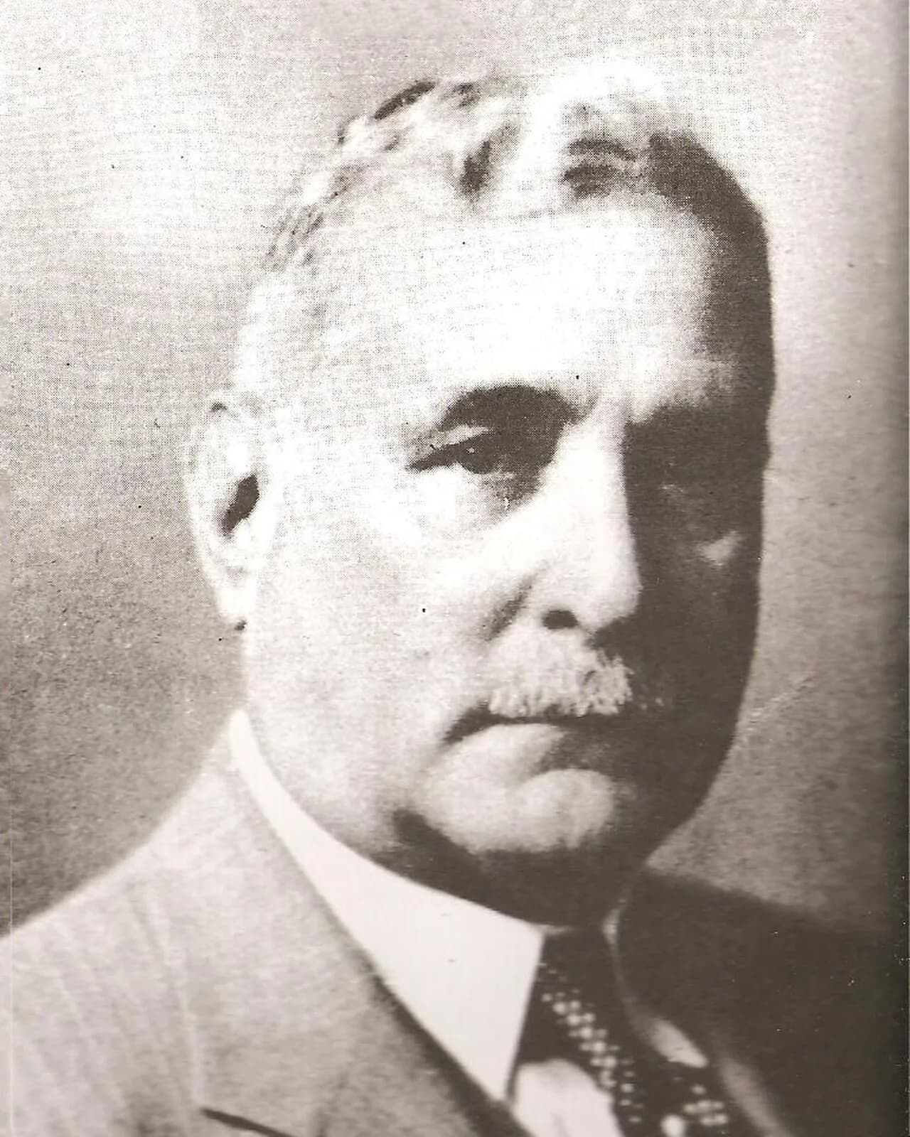 Carlos Mendieta y Montefur