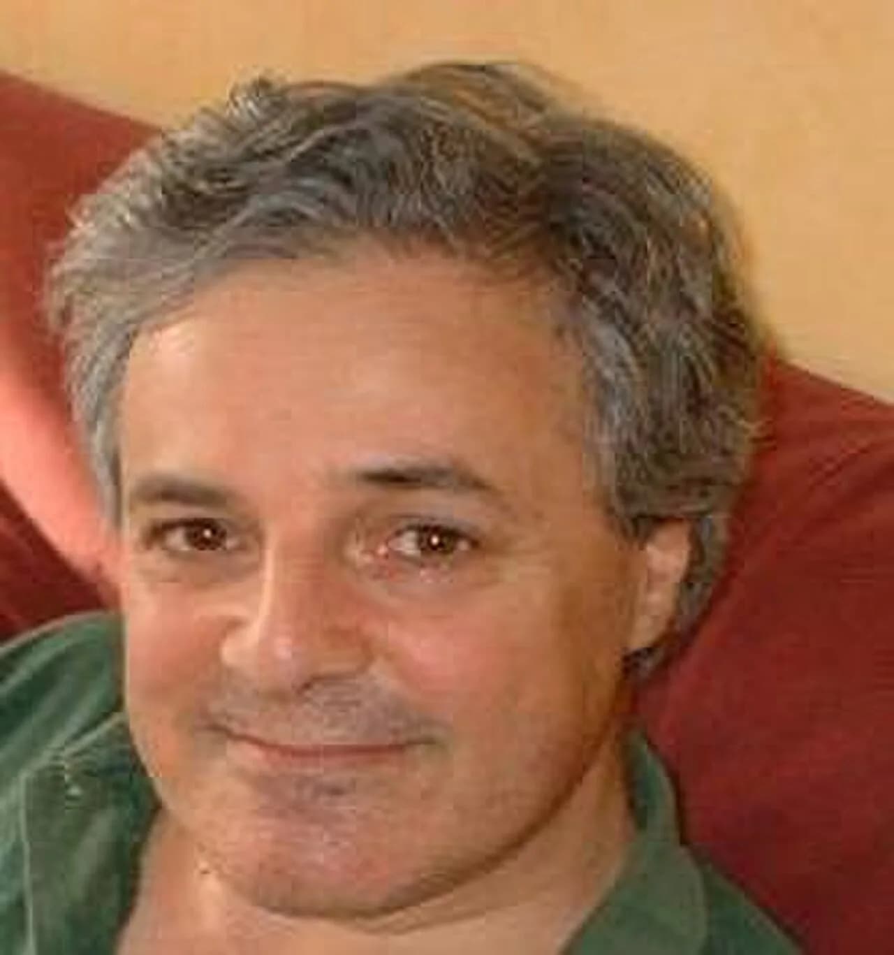 Fernando Flores Morador