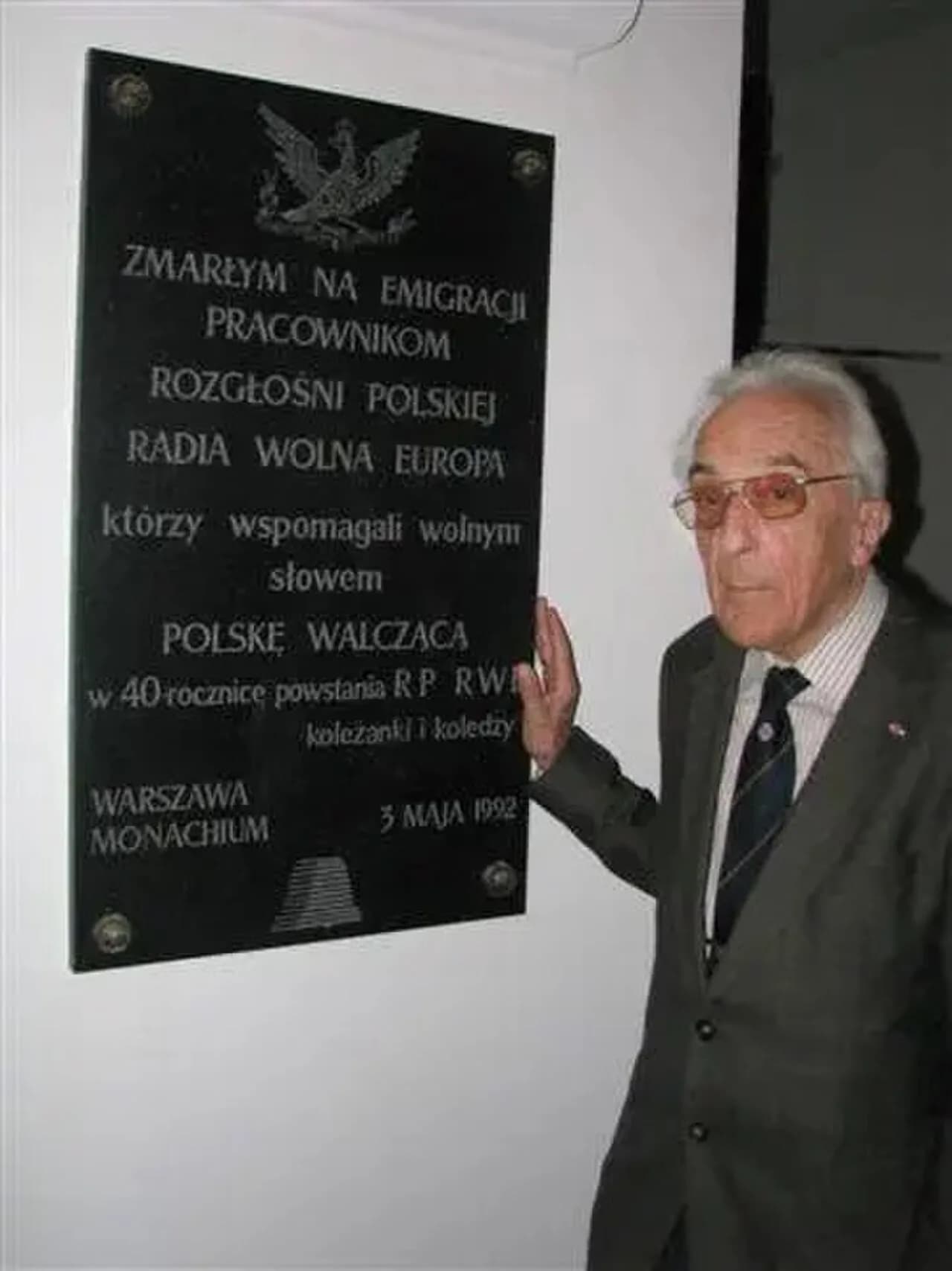 Aleksander Menhard