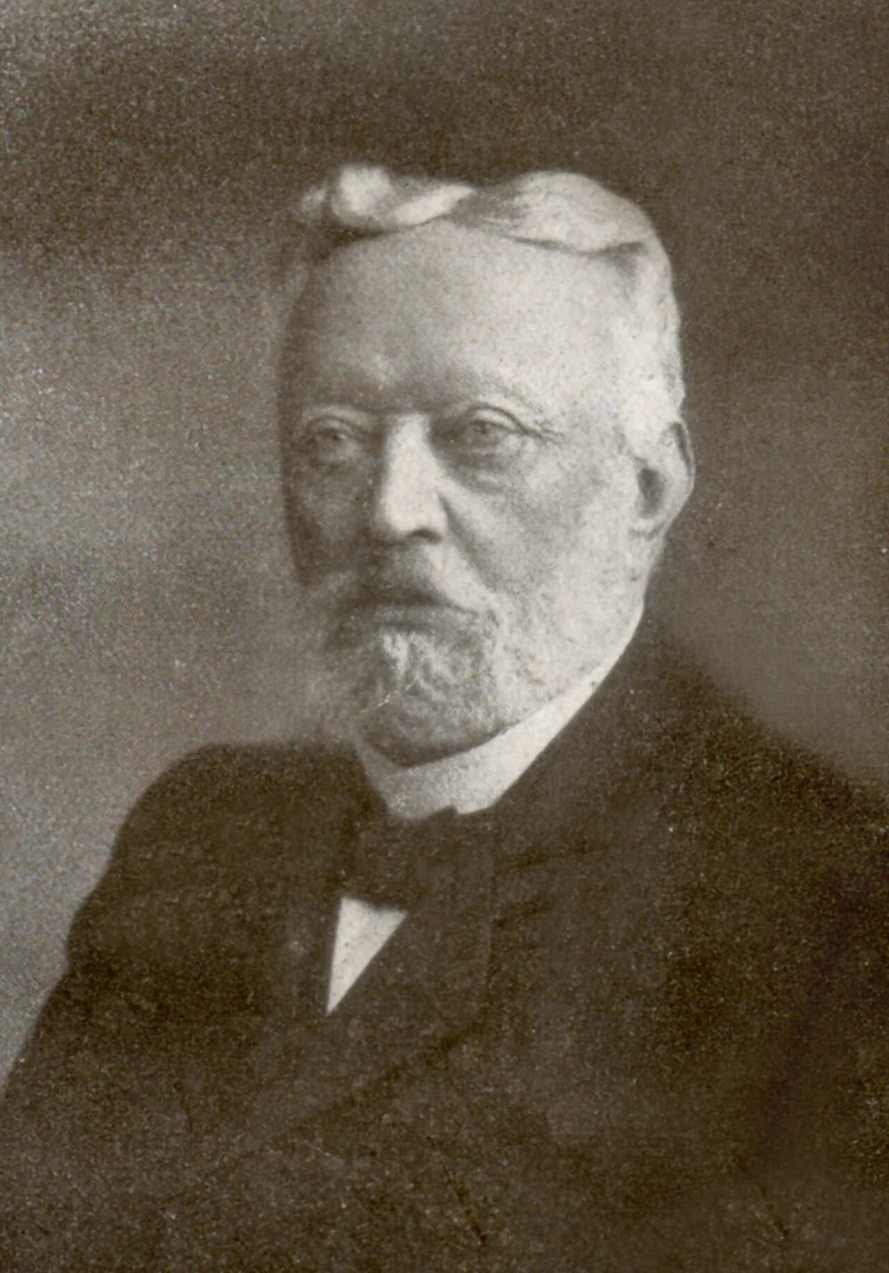 Robert Dorr