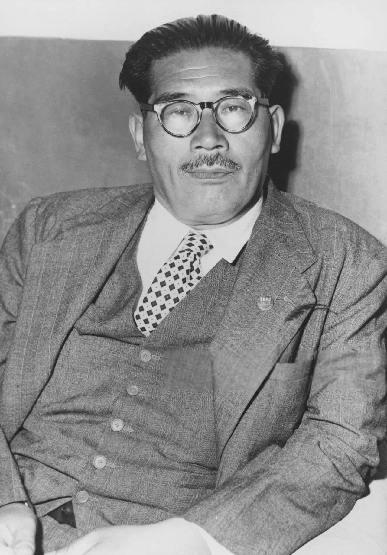 Asanuma Inejirō