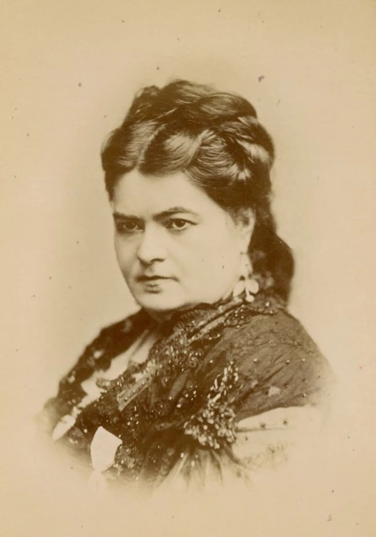 Amélie Siona Ernst