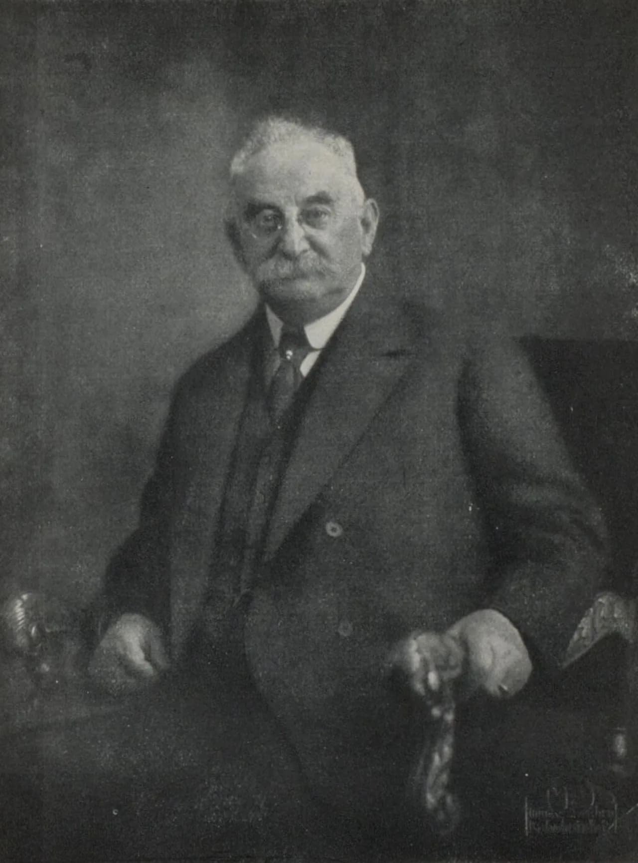Oscar Tietz