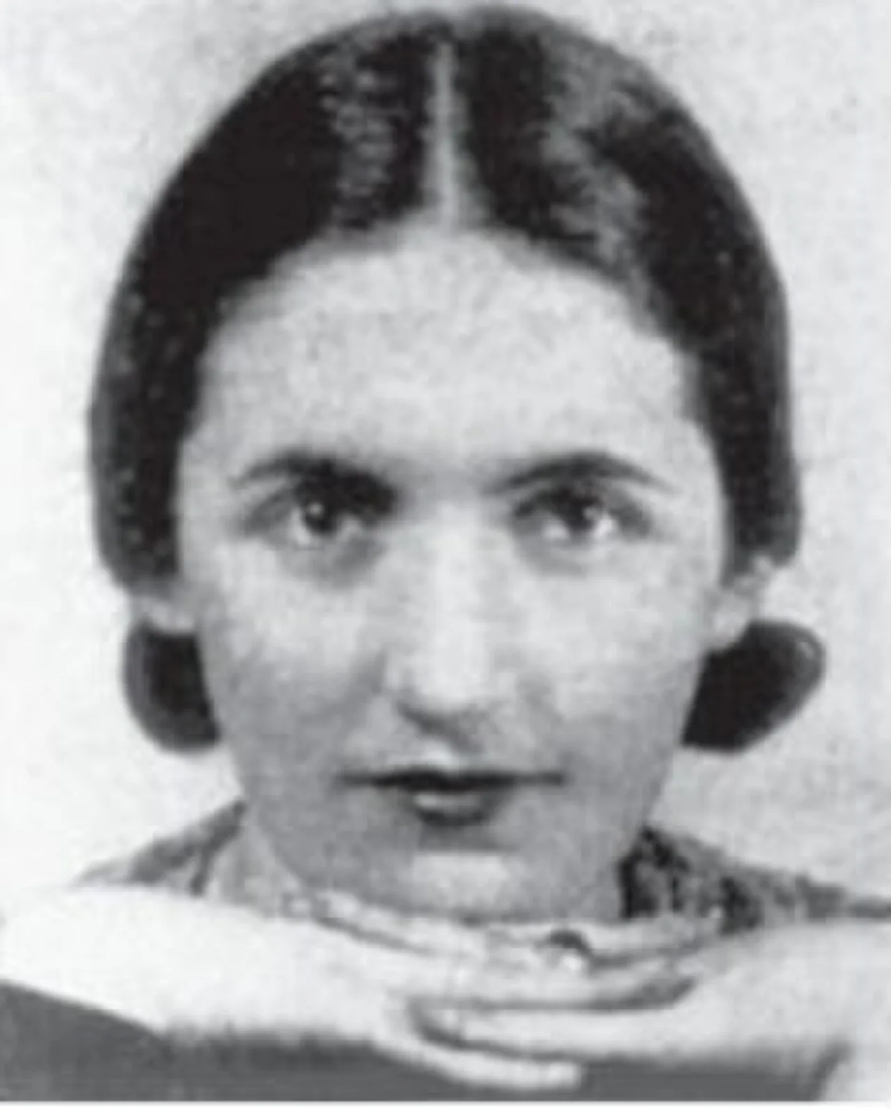 Éva Földes