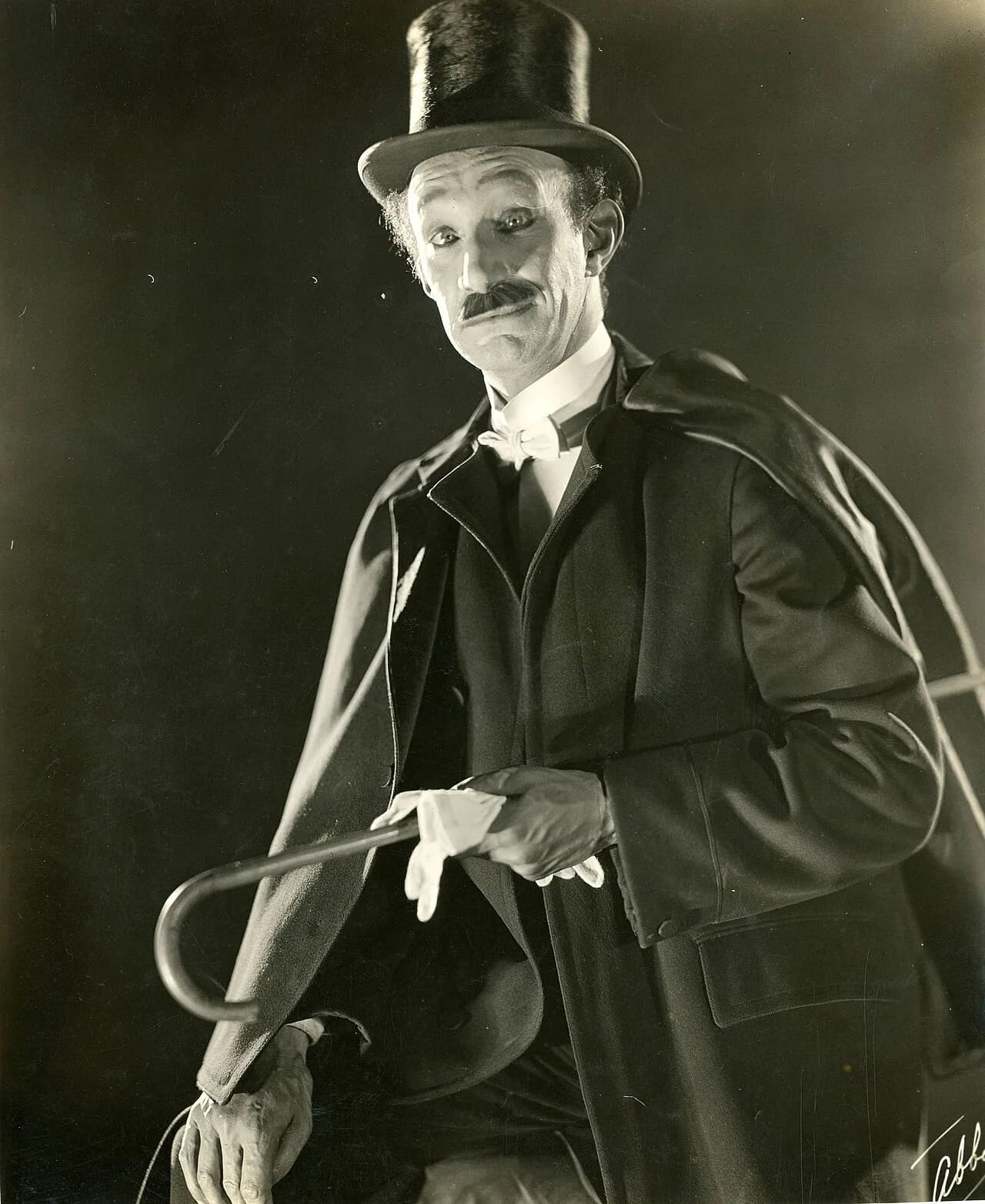 James Finlayson