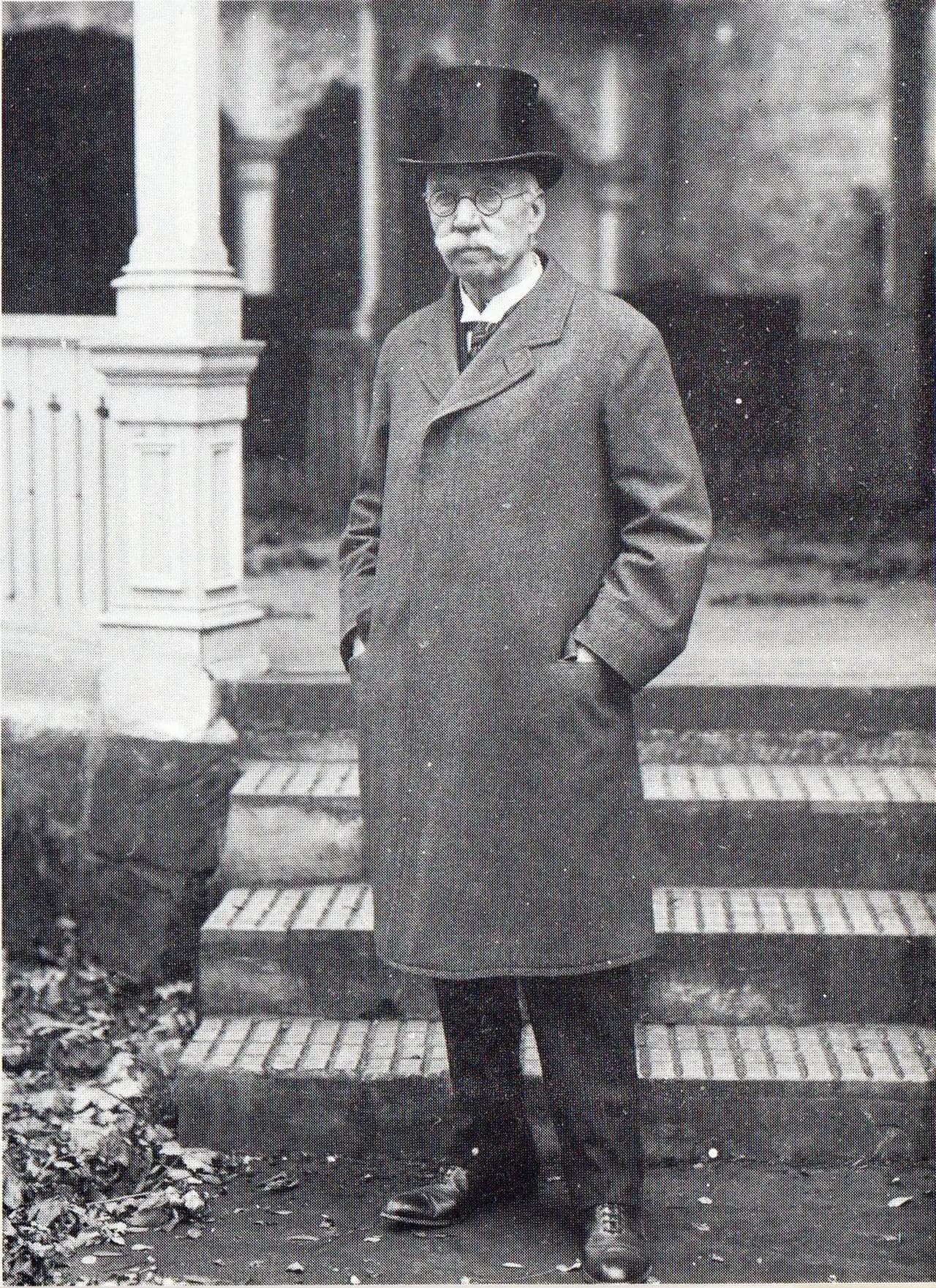 Carl Leonhard