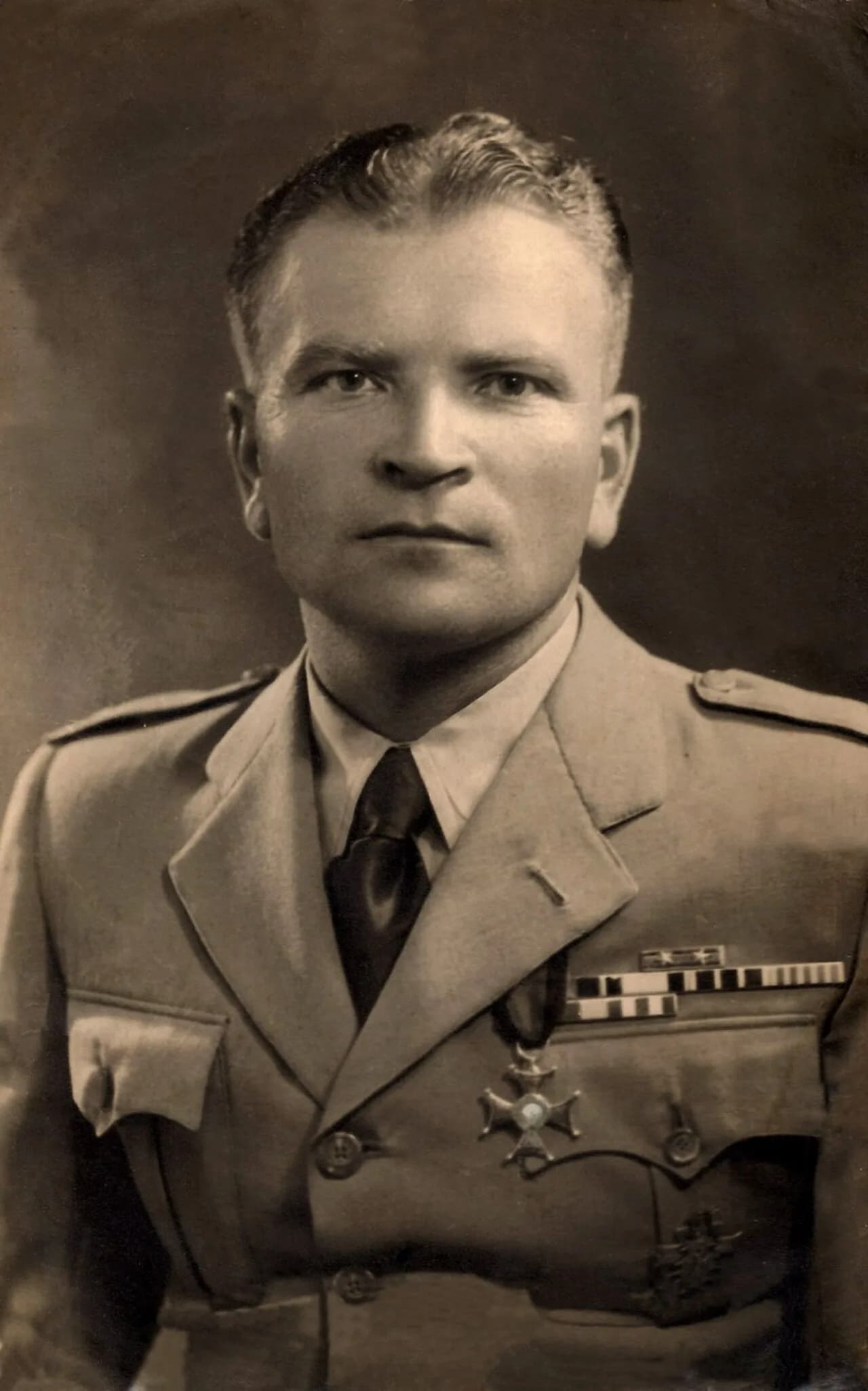 Adolf Bartoszewski