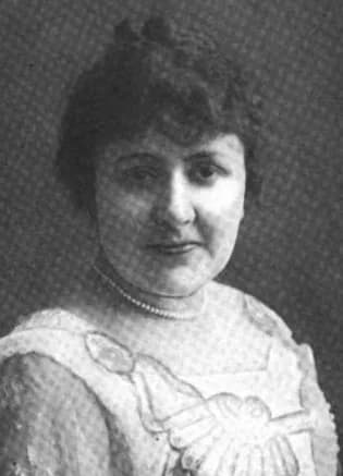 Julia Rebeil