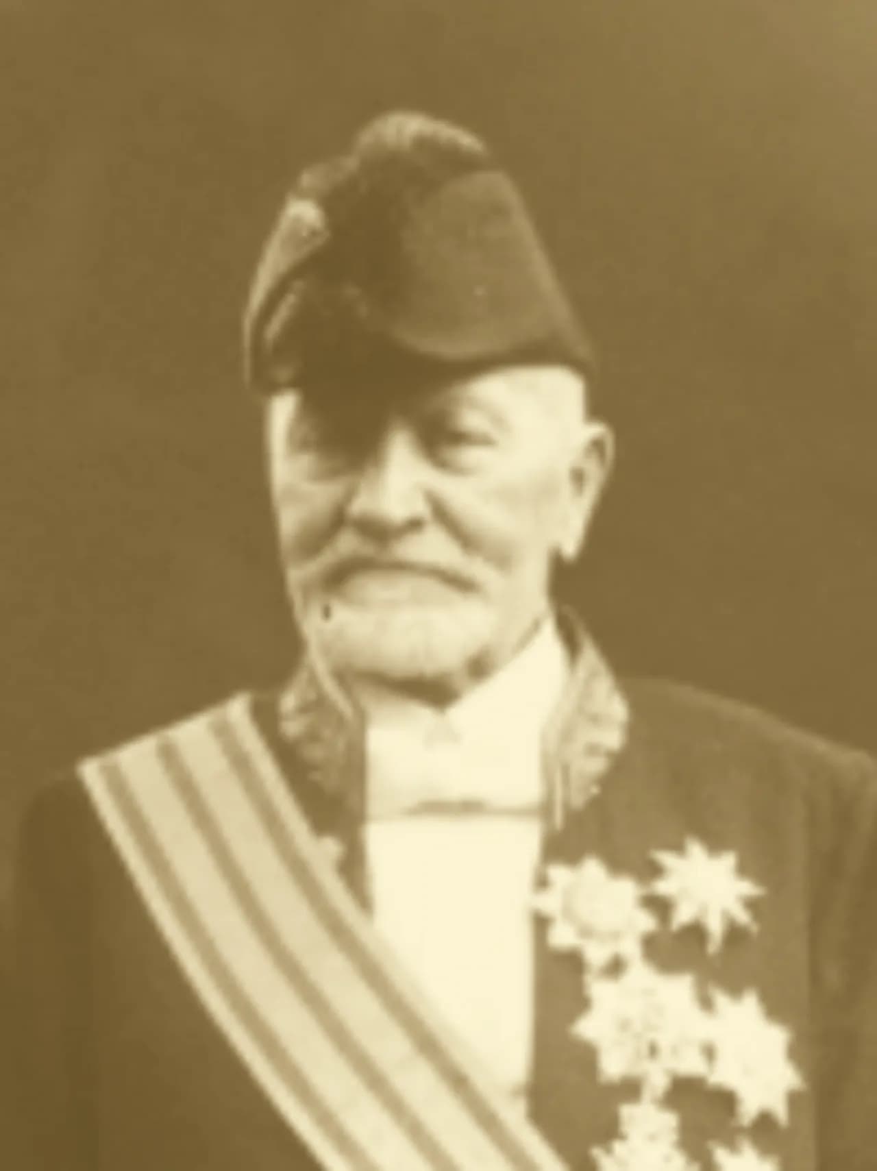 Victor Thorn