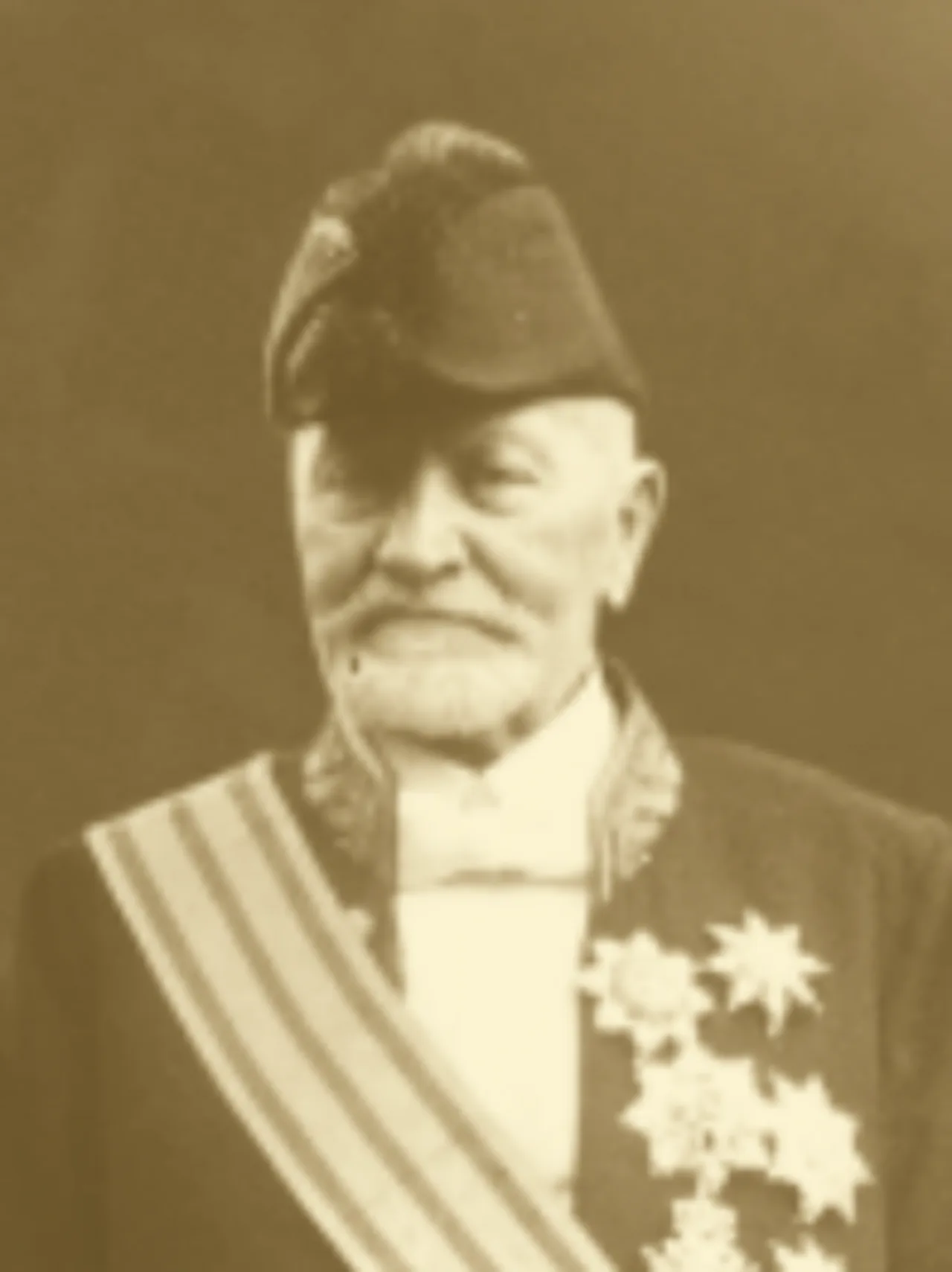 Victor Thorn