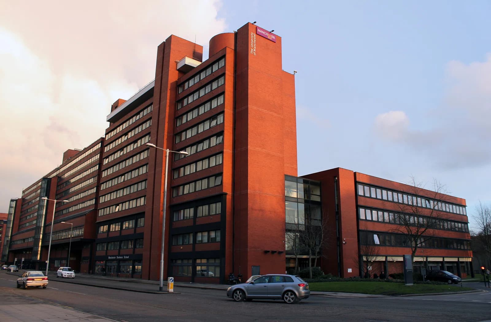 Alliance Manchester Business School