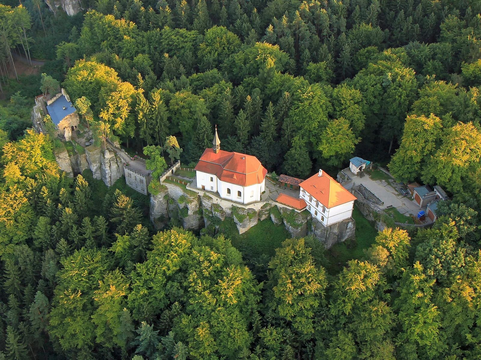 Burg Valdštejn