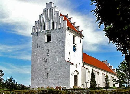 Kirke Hvalsø