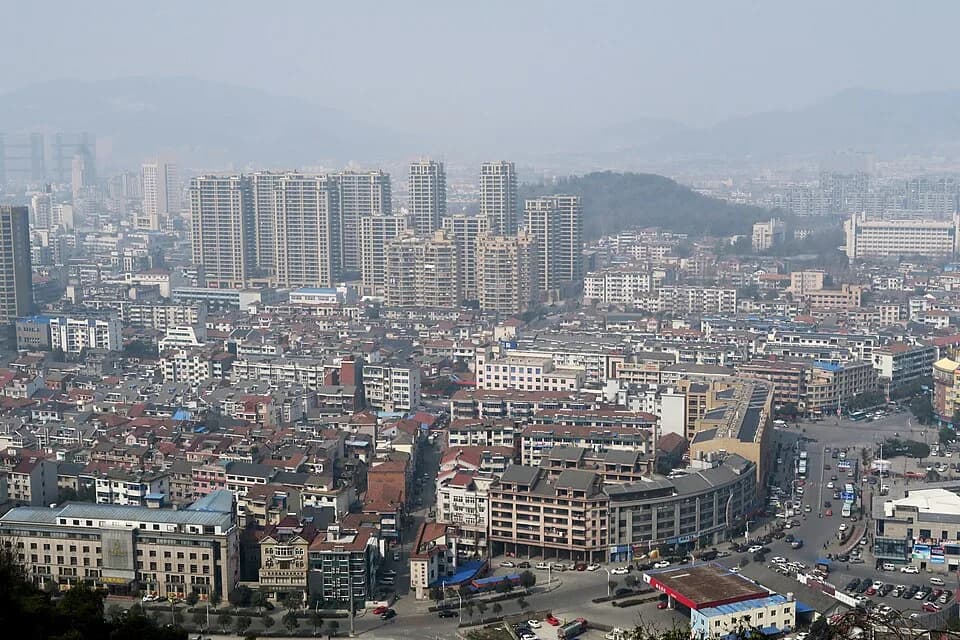 Lin'an District
