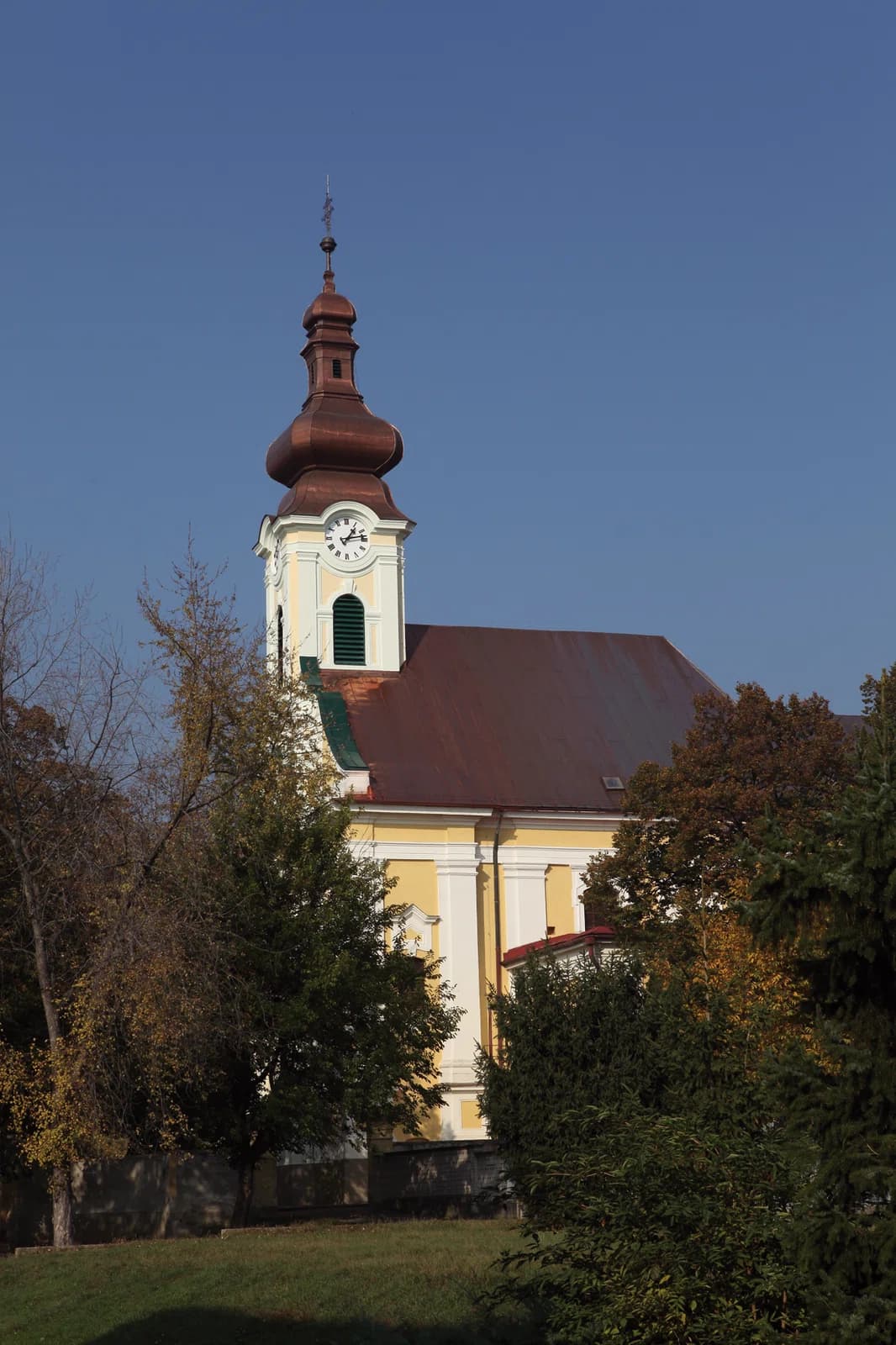 Močenok